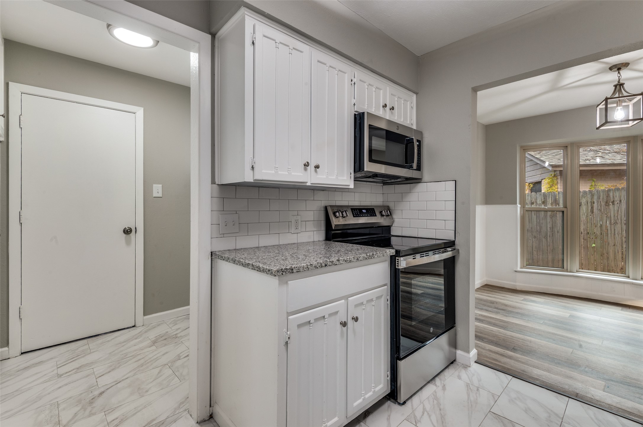 1409 Oxford Street, Arlington, TX, 76013