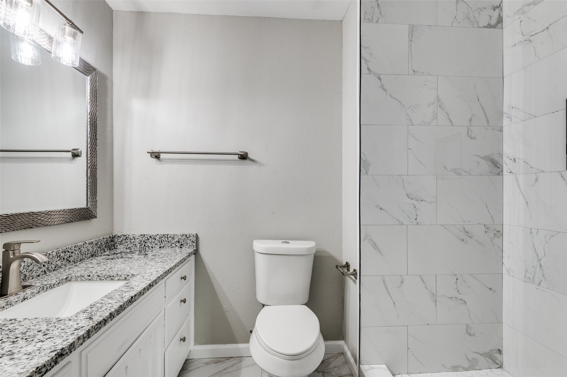 1409 Oxford Street, Arlington, TX, 76013