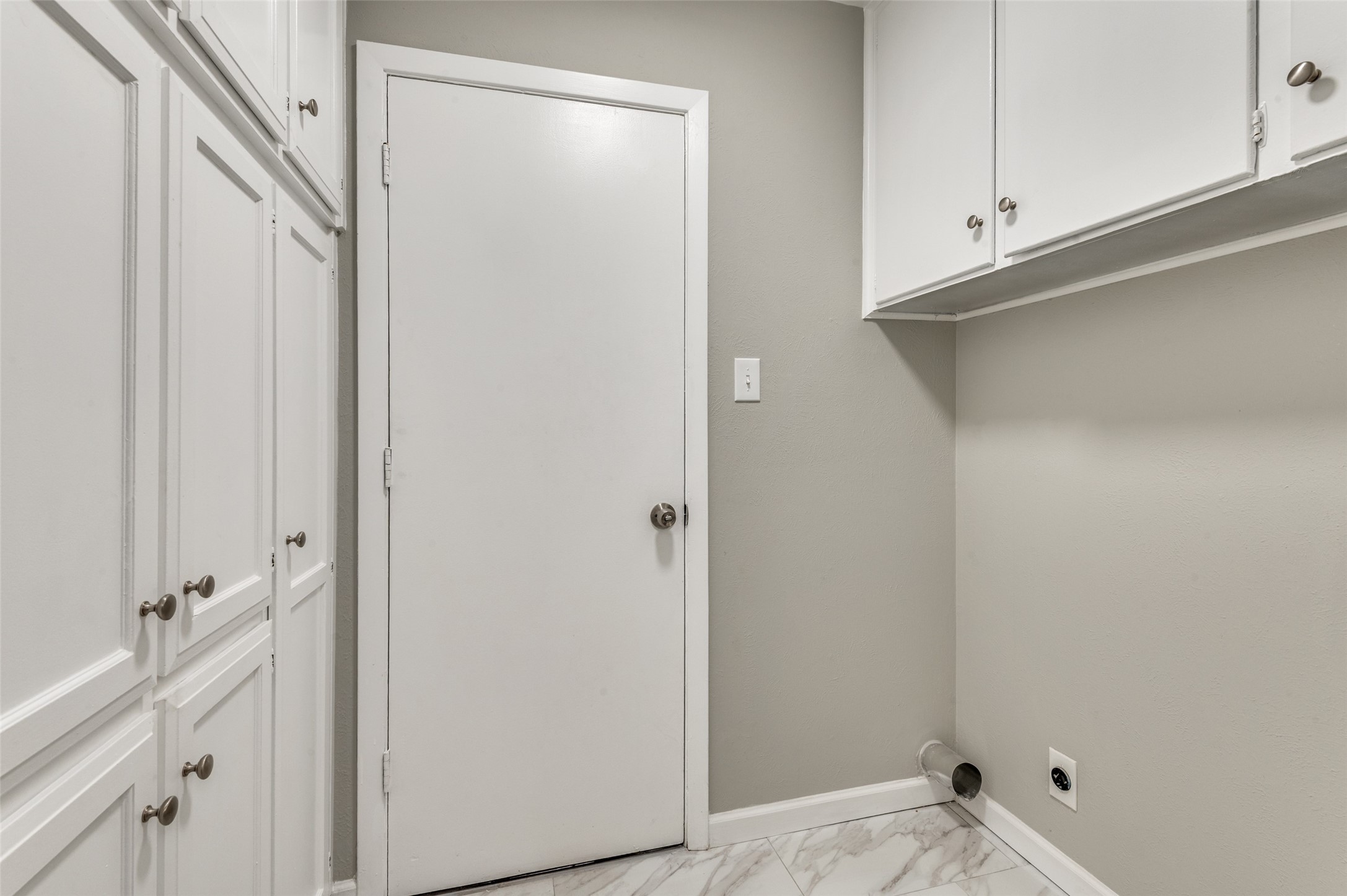 1409 Oxford Street, Arlington, TX, 76013