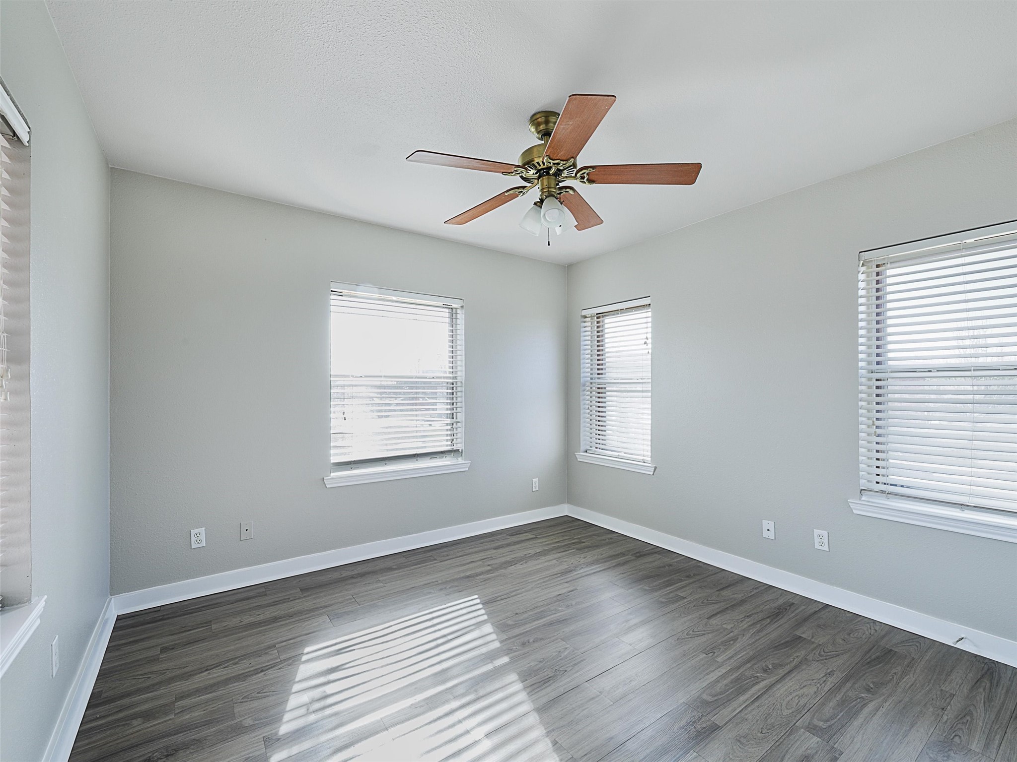 707 Doris Lane, Gunter, TX, 75058