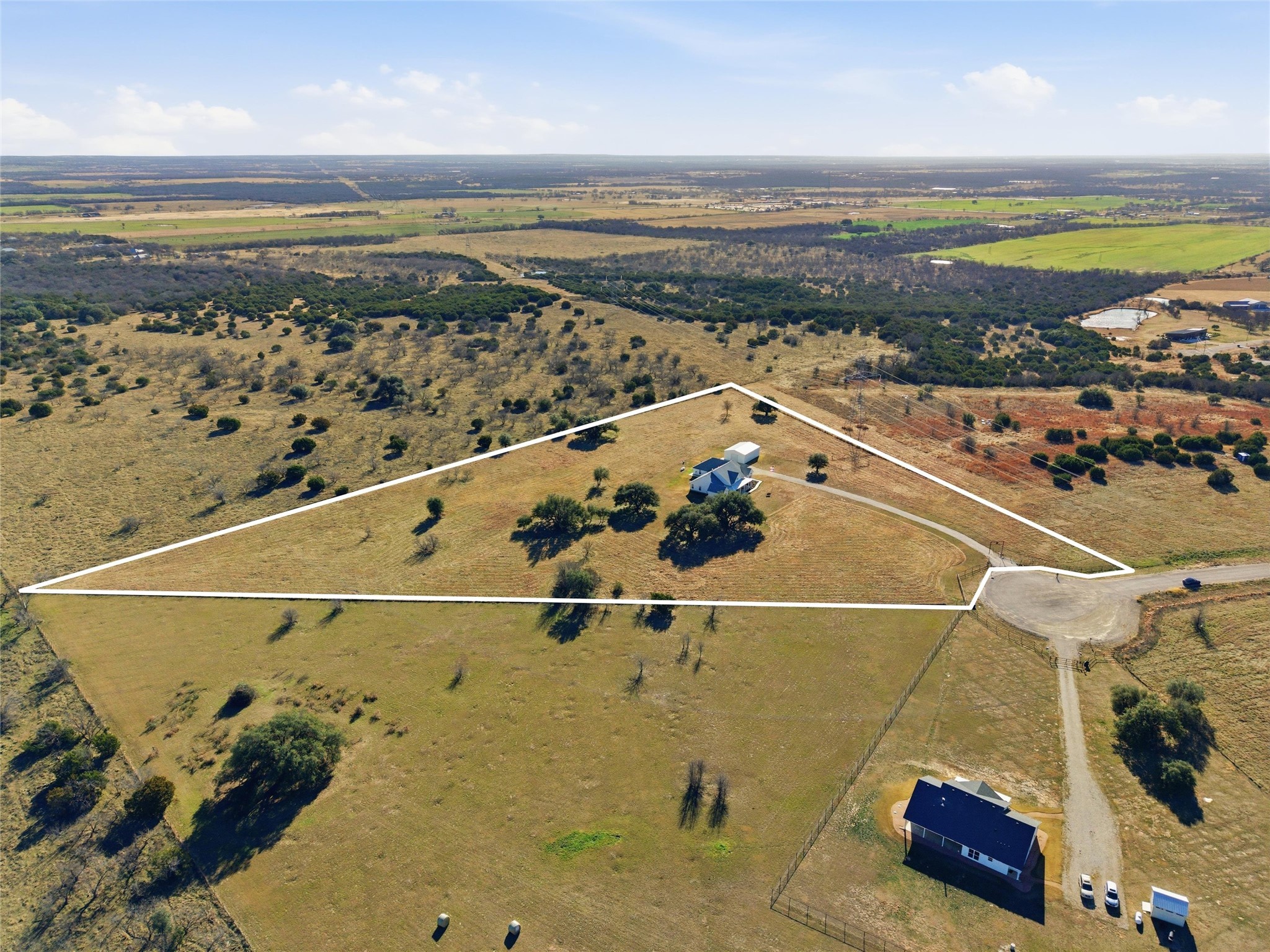 245 La Cresta Lane, Mineral Wells, TX, 76067