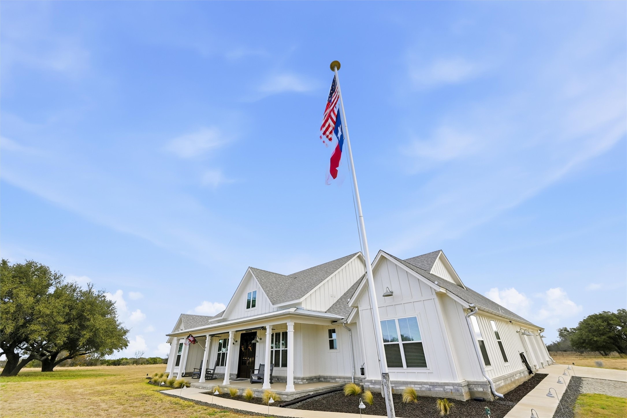 245 La Cresta Lane, Mineral Wells, TX, 76067