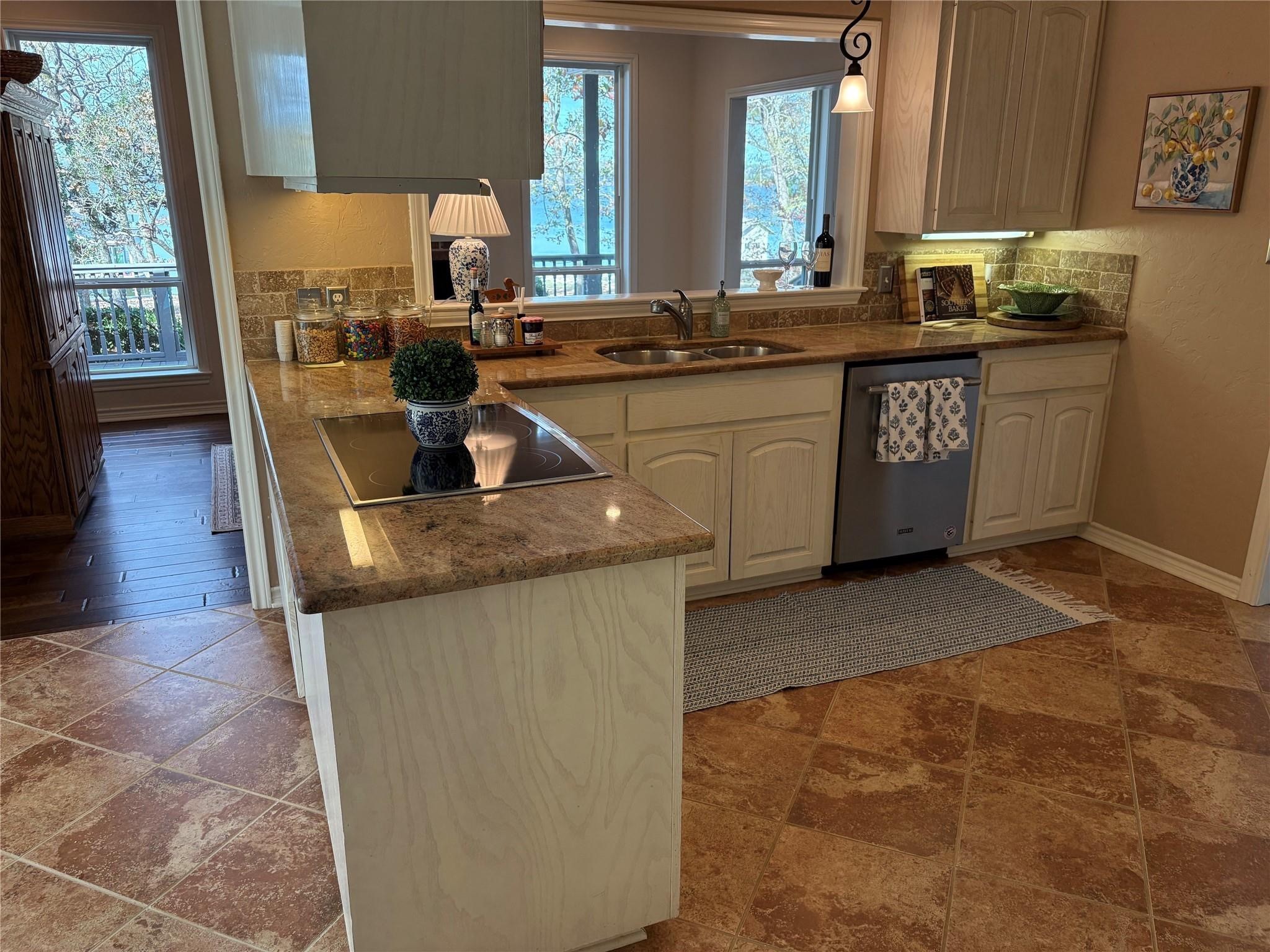 21 PR 52365, Pittsburg, TX, 75686