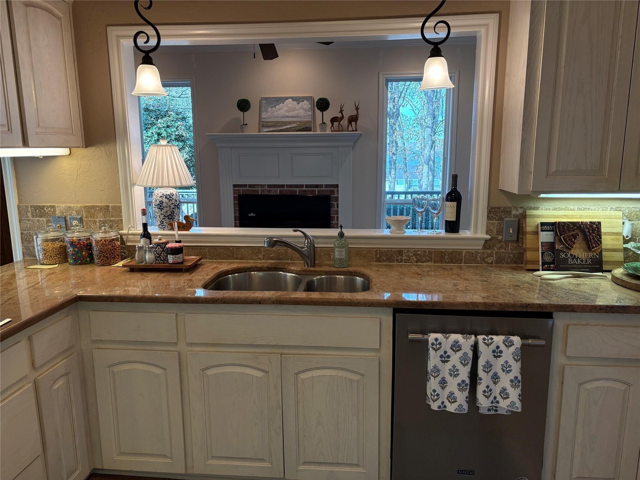21 PR 52365, Pittsburg, TX, 75686