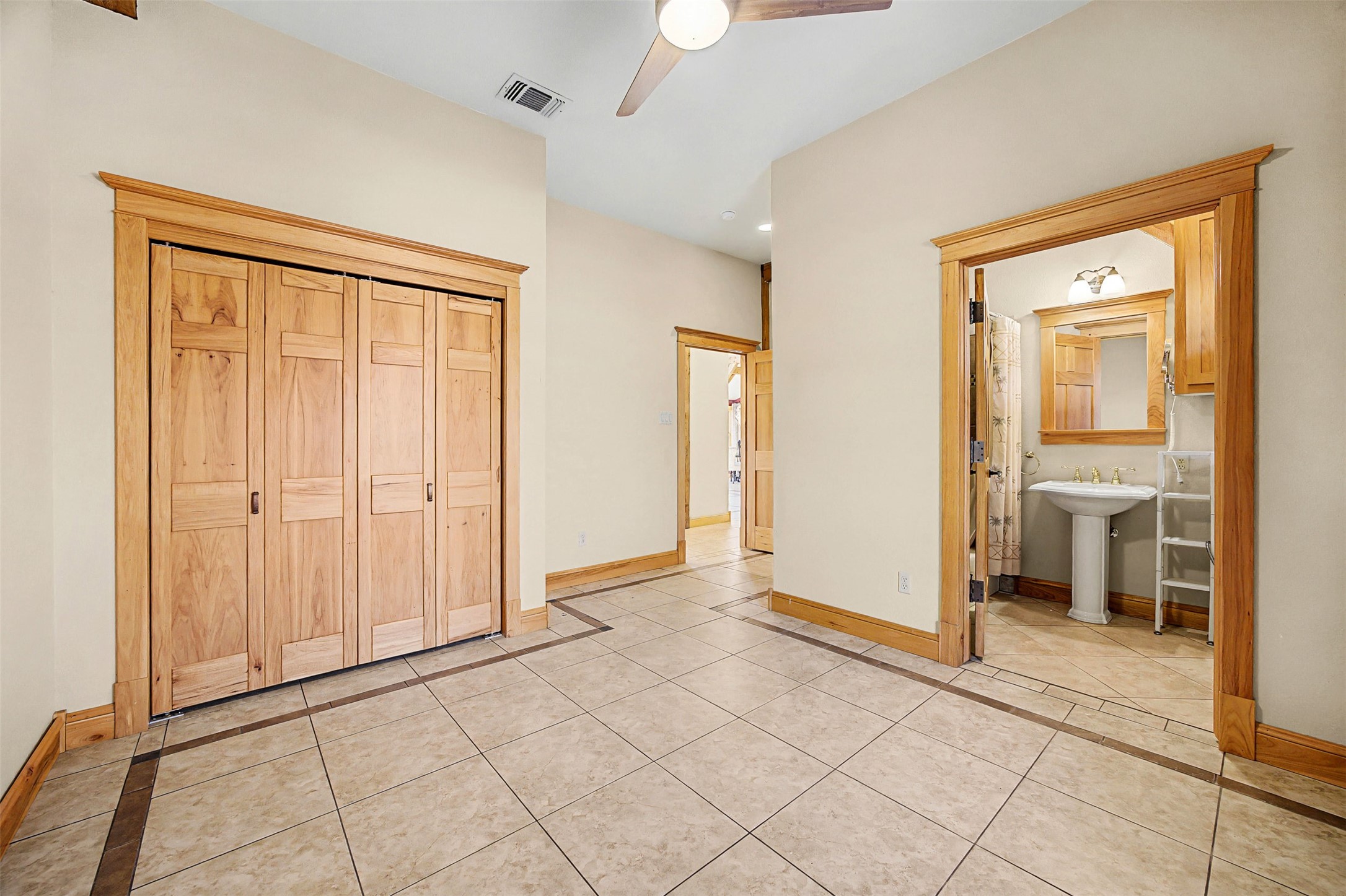 168 Mesa Grande Drive, Fort Worth, TX, 76108