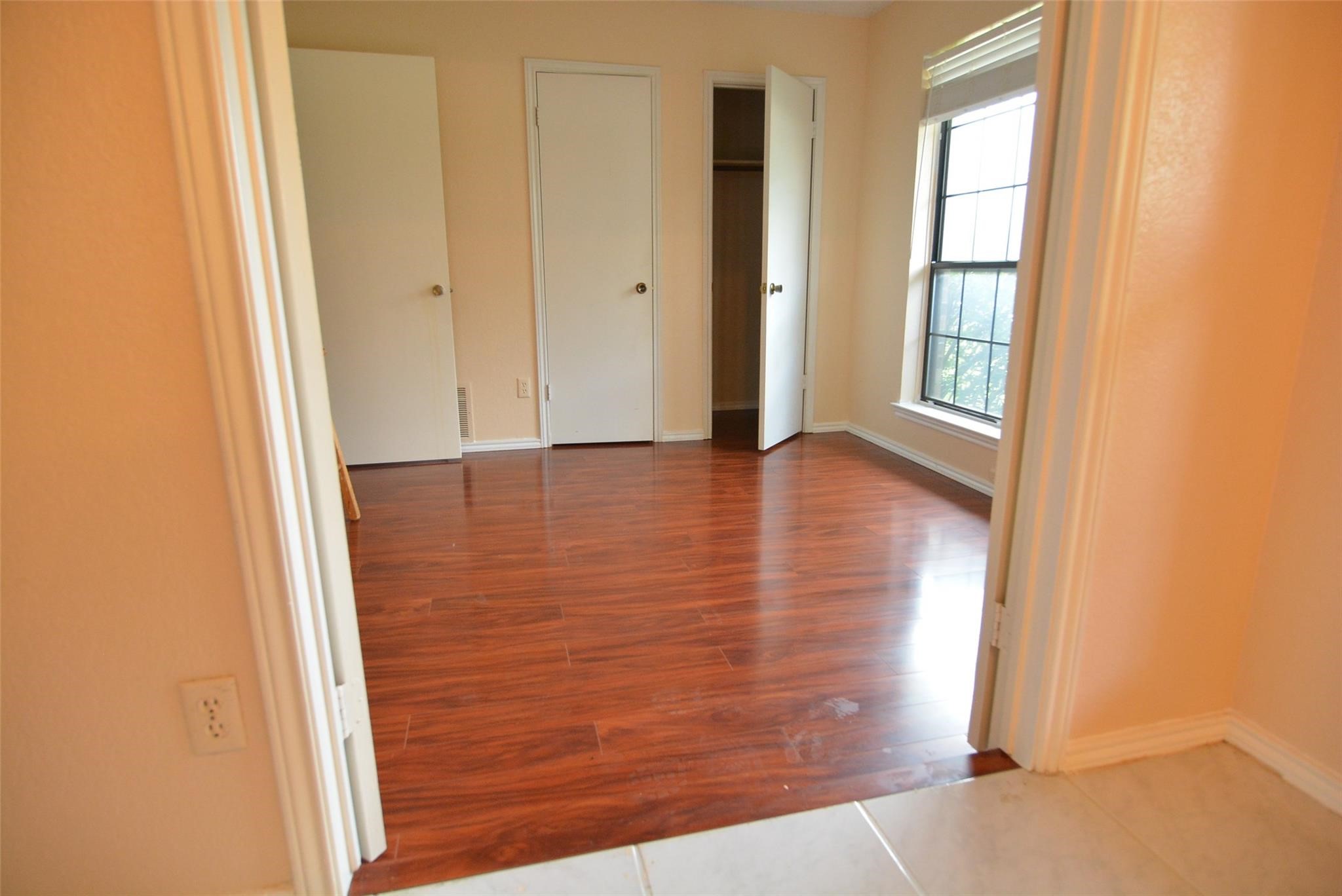 210 W Apollo Road, Garland, TX, 75040