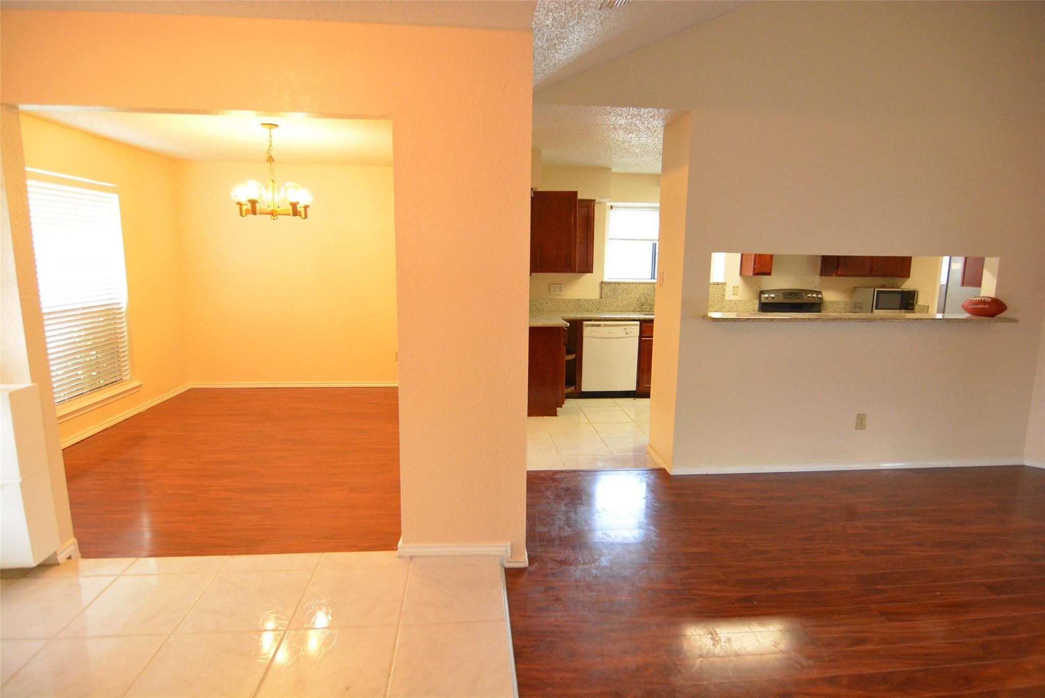 210 W Apollo Road, Garland, TX, 75040