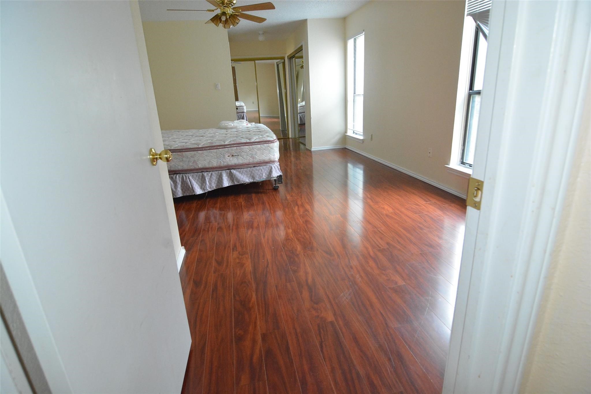 210 W Apollo Road, Garland, TX, 75040