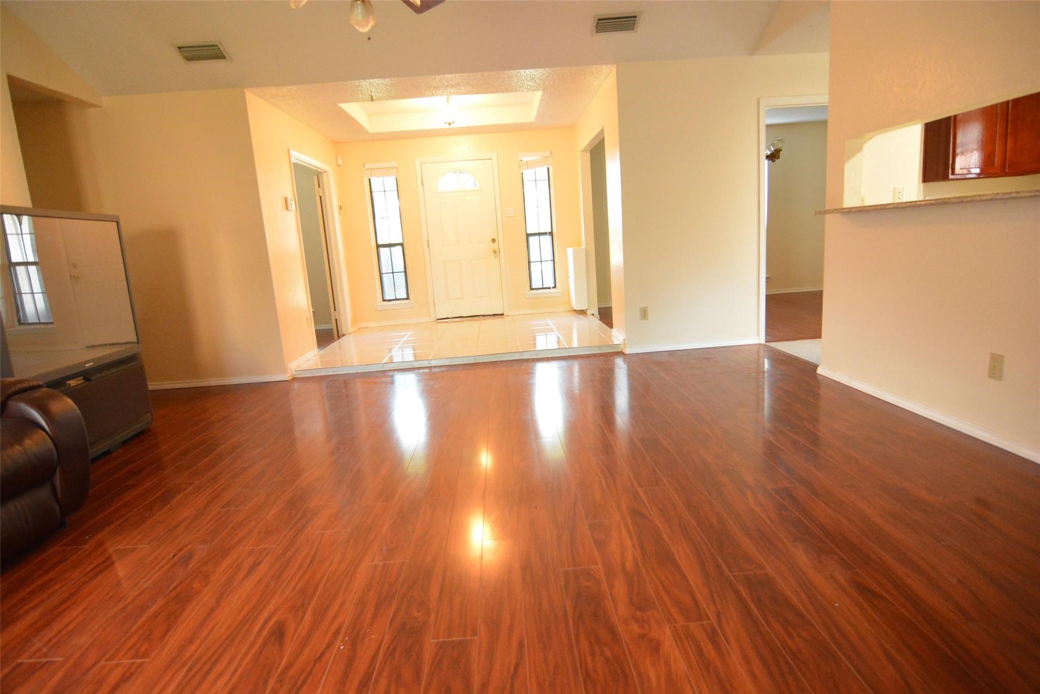 210 W Apollo Road, Garland, TX, 75040