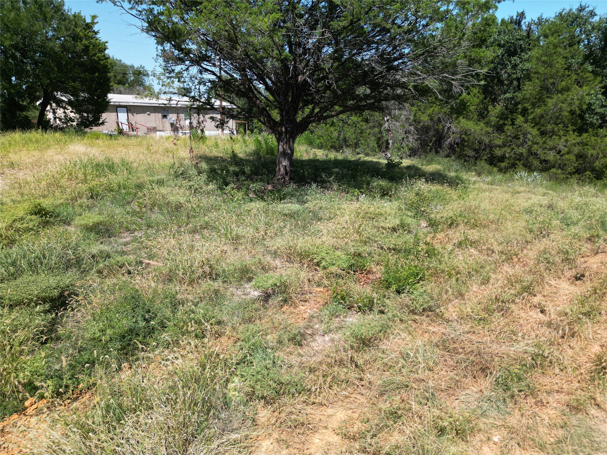 Property photo 02 of 4212 W Virginia Drive, Granbury, TX 76048 | MLS #21148853