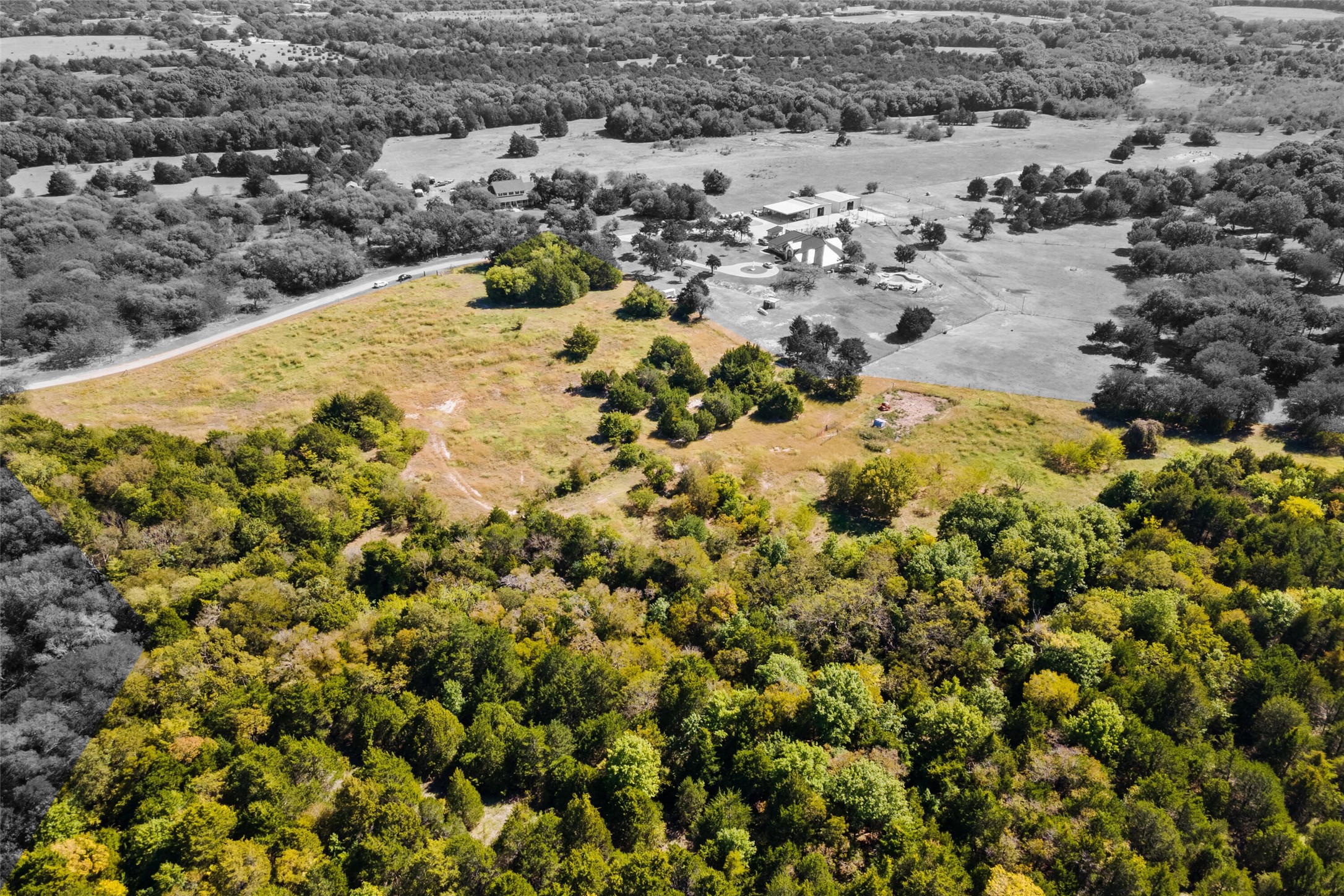 Property photo 01 of 1198 S Clark Road, Cedar Hill, TX 75104 | MLS #21148862