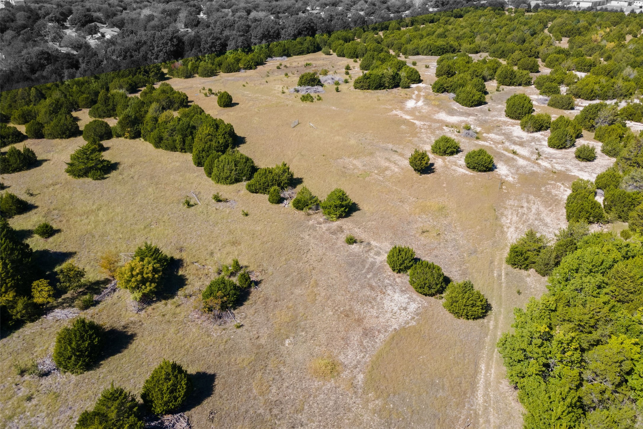 Property photo 03 of 1198 S Clark Road, Cedar Hill, TX 75104 | MLS #21148862