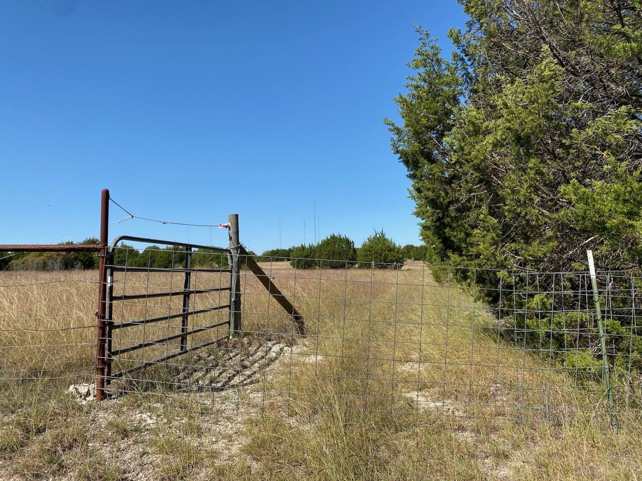 1198 S Clark Road, Cedar Hill, TX, 75104
