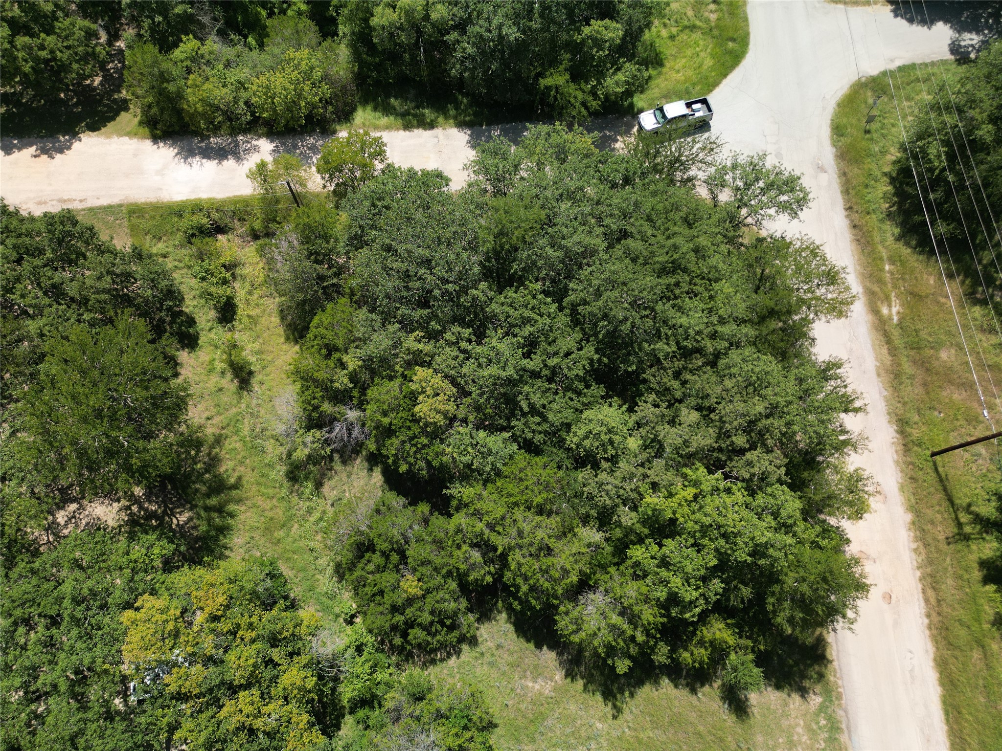 Property photo 02 of 3613 Utah Trail, Granbury, TX 76048 | MLS #21148888