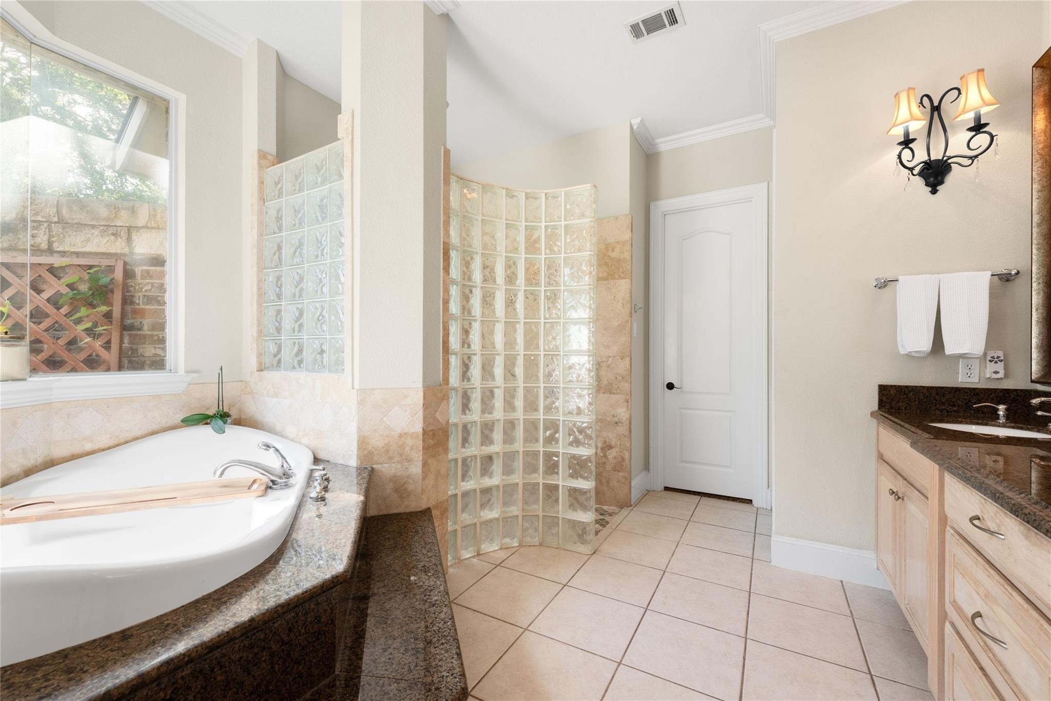 6204 Toscana Circle, Fort Worth, TX, 76140