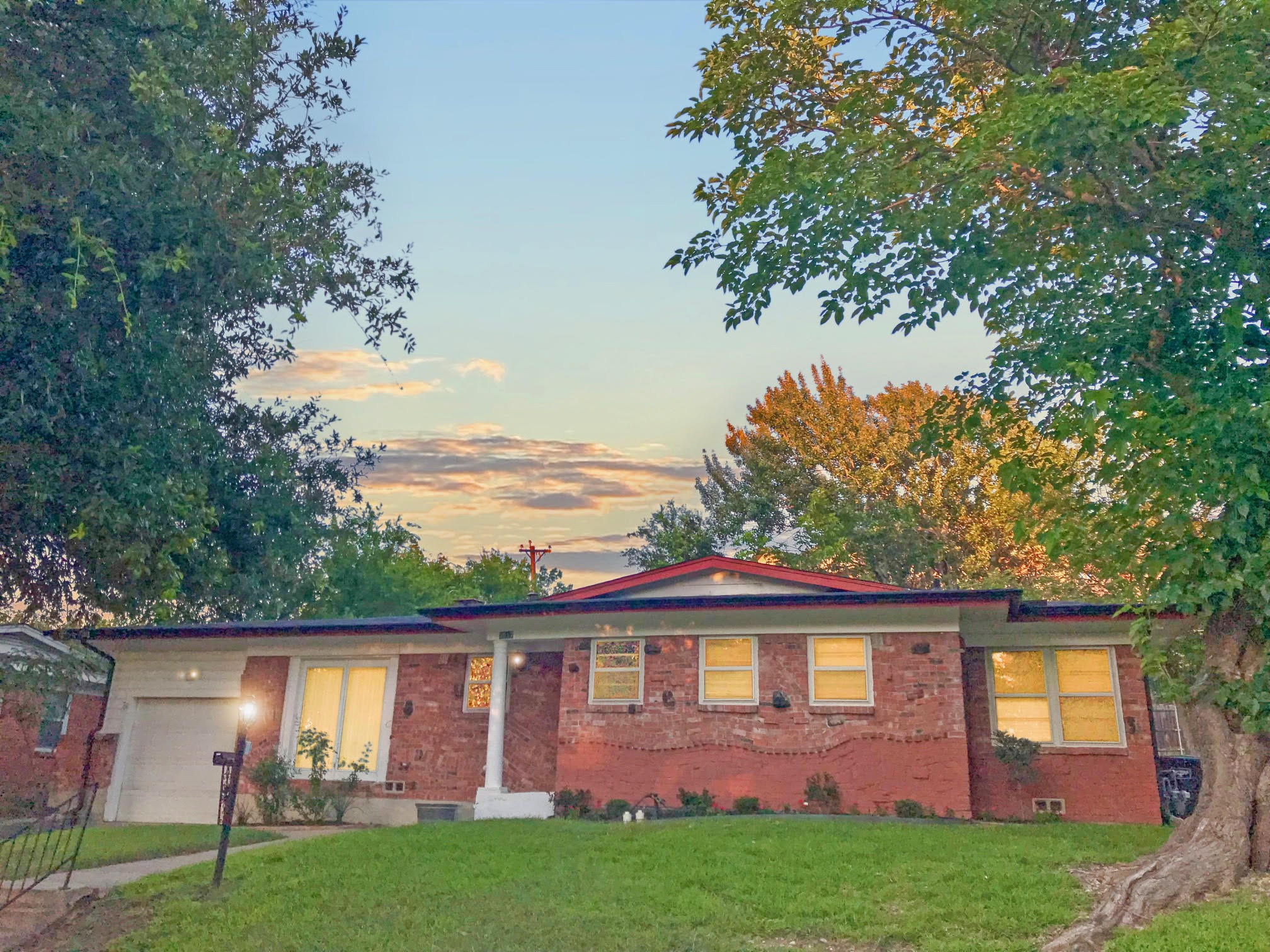 Property photo 01 of 3517 Wicklow Court Fort, Worth, TX 76116 | MLS #21149427