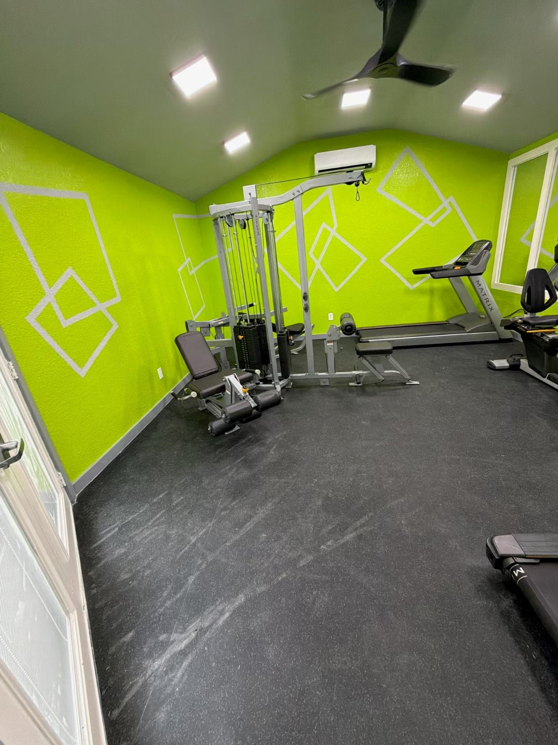 Property photo 04 of 2300 Balsam Drive UNIT G102, Arlington, TX 76006 | MLS #21150343