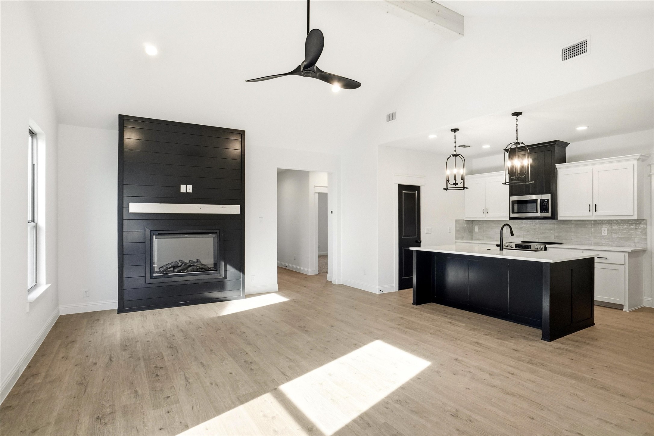 218 Legacy Boulevard, Weatherford, TX, 76085