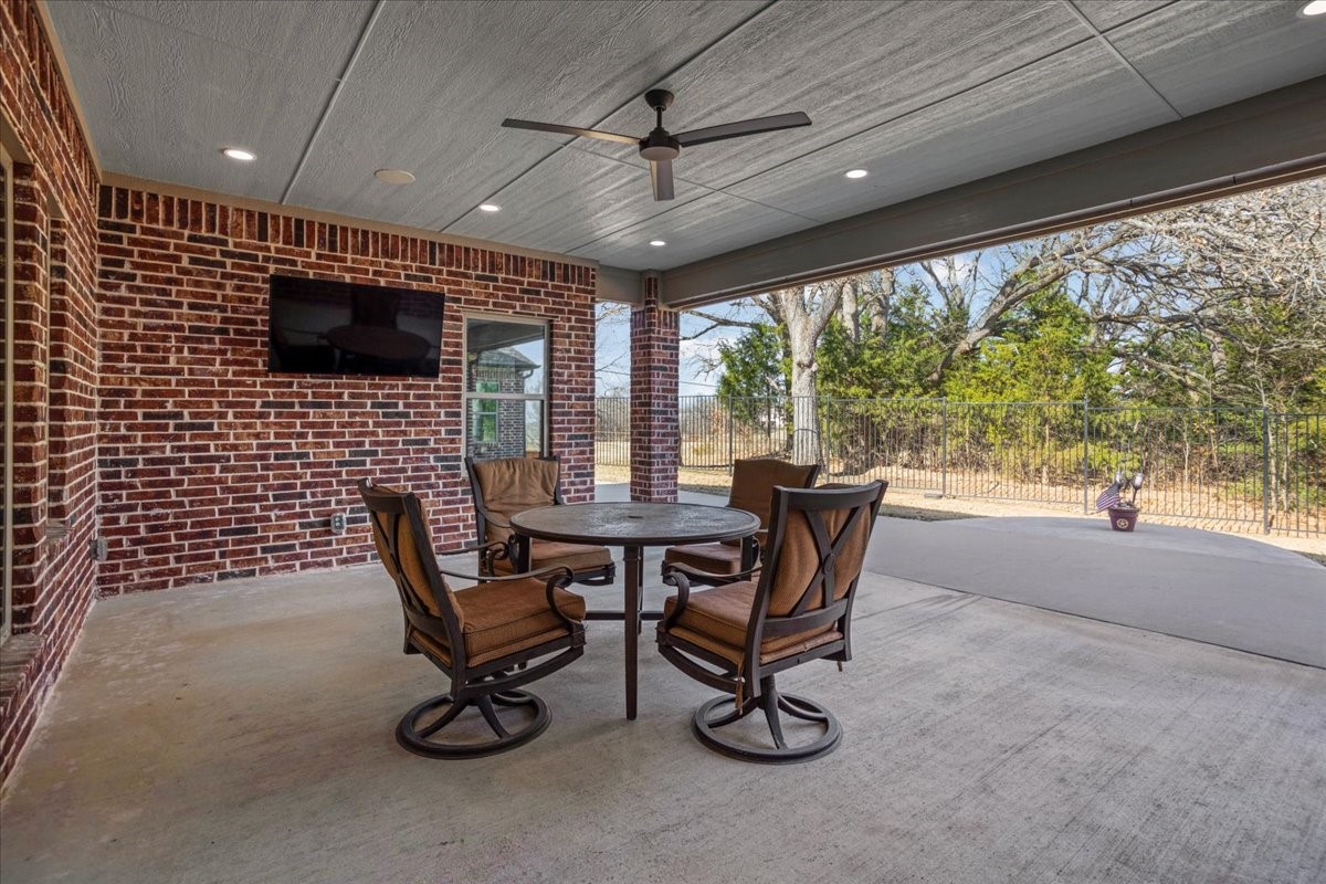 3909 Saddle Creek, Denison, TX, 75020