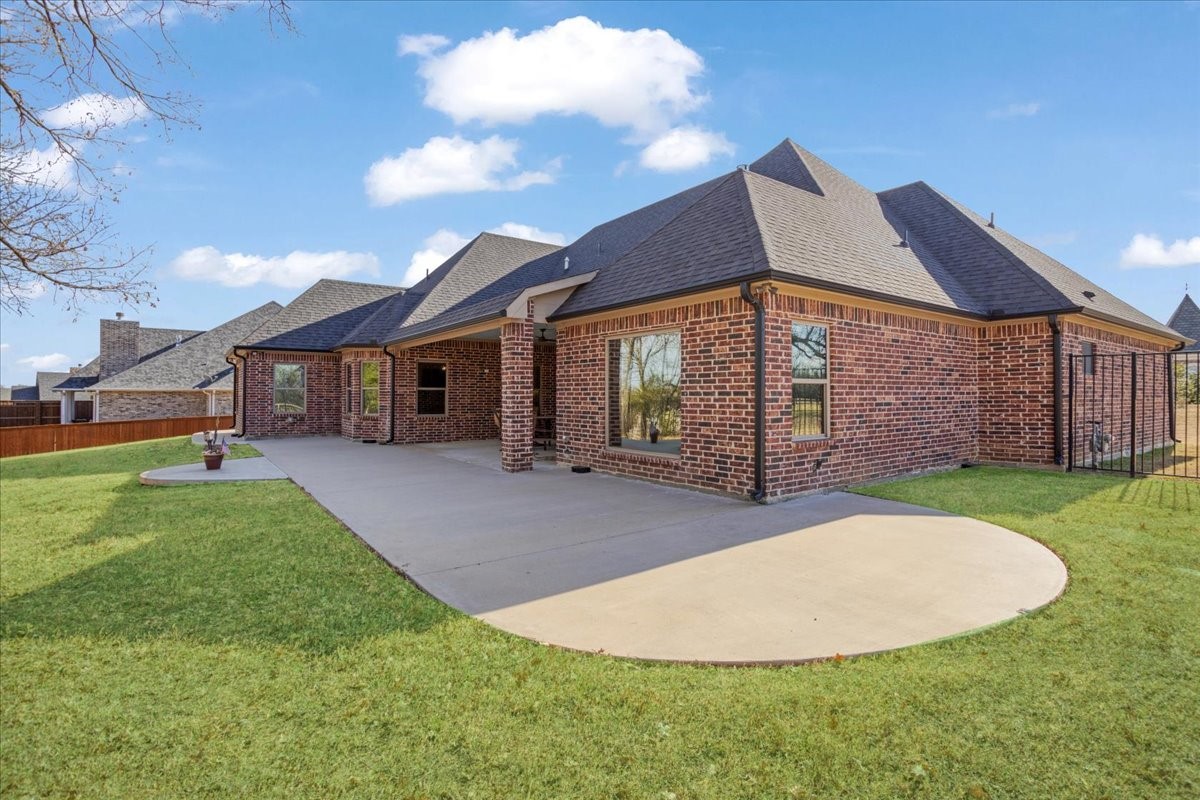 3909 Saddle Creek, Denison, TX, 75020