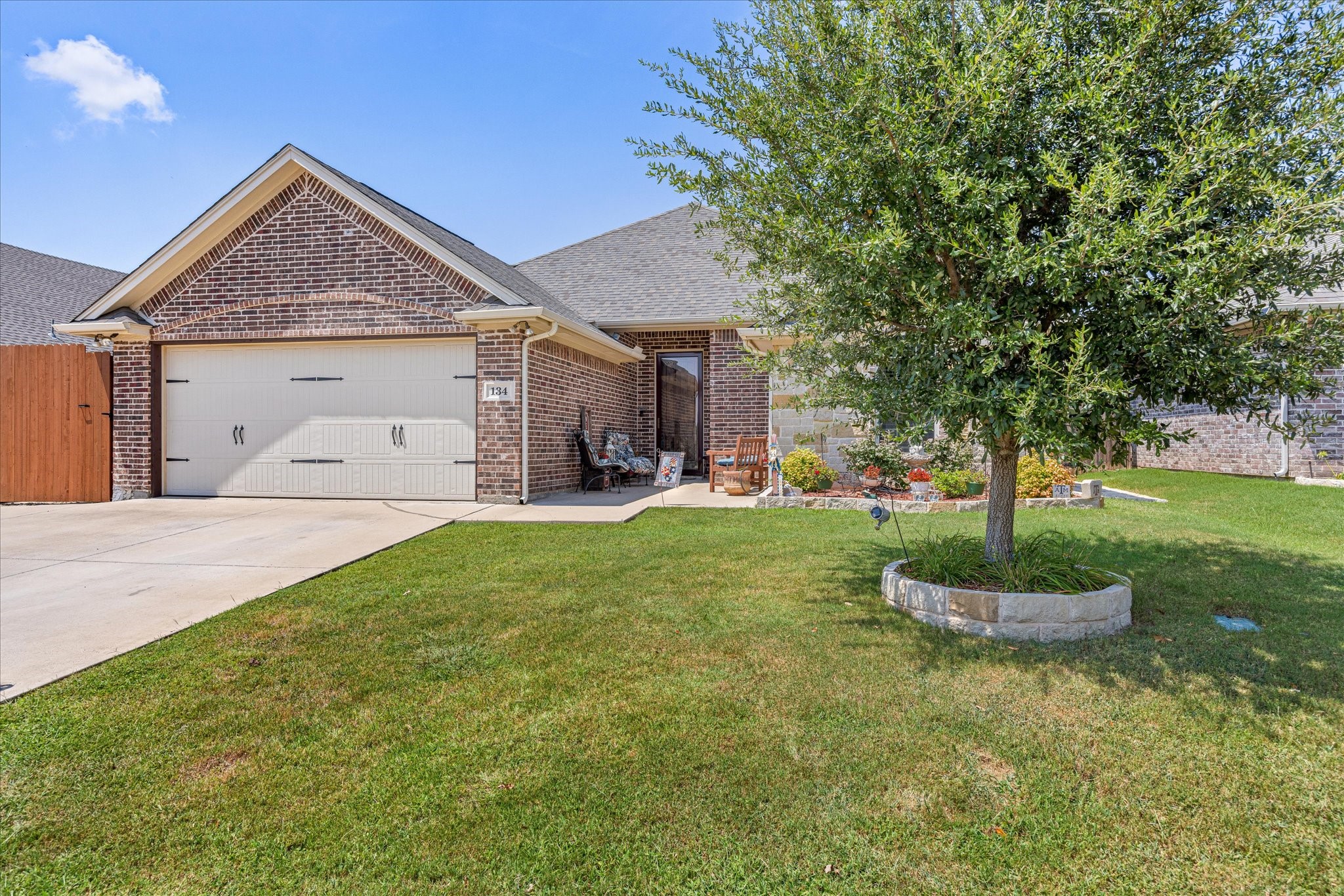 134 Donna Circle, Granbury, TX, 76049