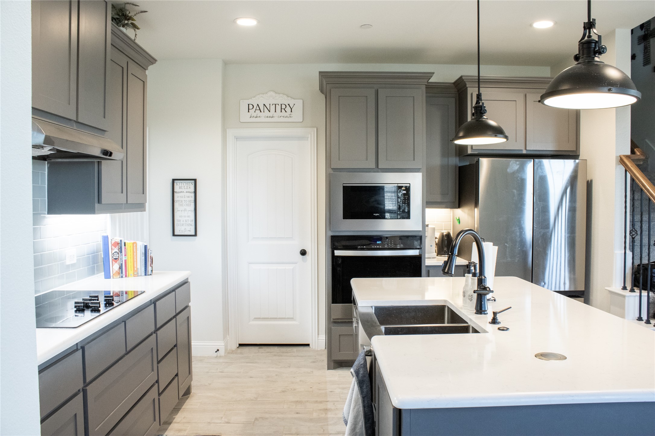 642 Sandiford Court, Mansfield, TX, 76063