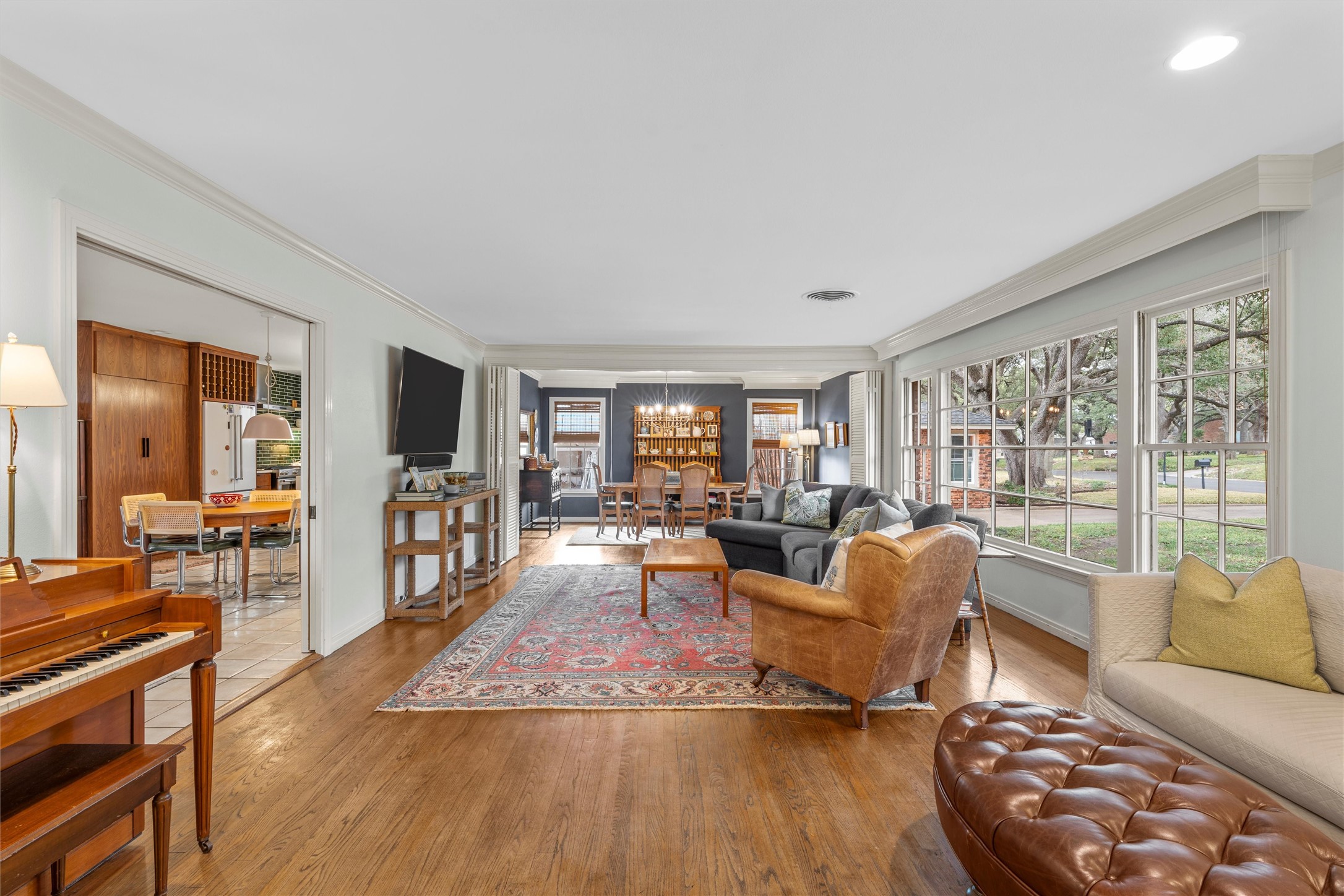 2516 Old Oaks Drive, Waco, TX, 76710