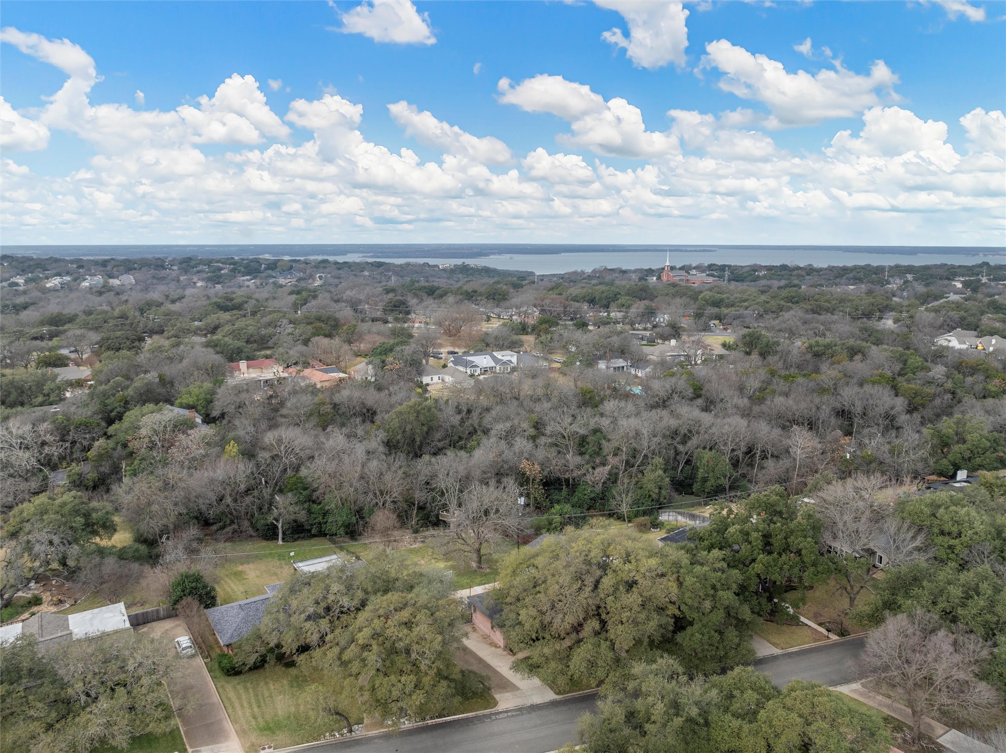 2516 Old Oaks Drive, Waco, TX, 76710
