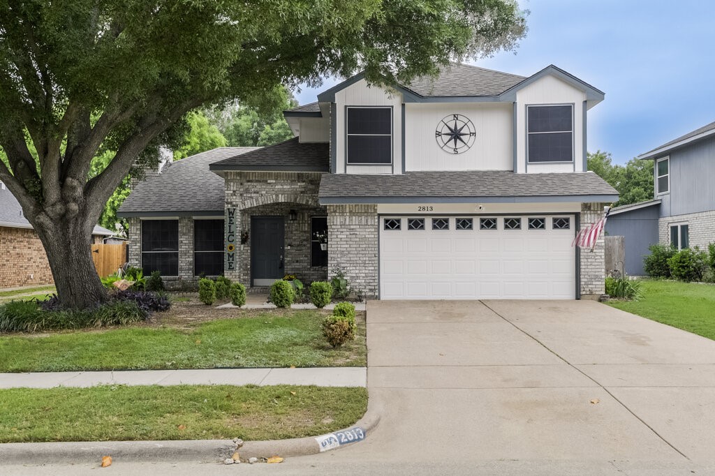 Property photo 01 of 2813 White Oak Drive Grand, Prairie, TX 75052 | MLS #21151982
