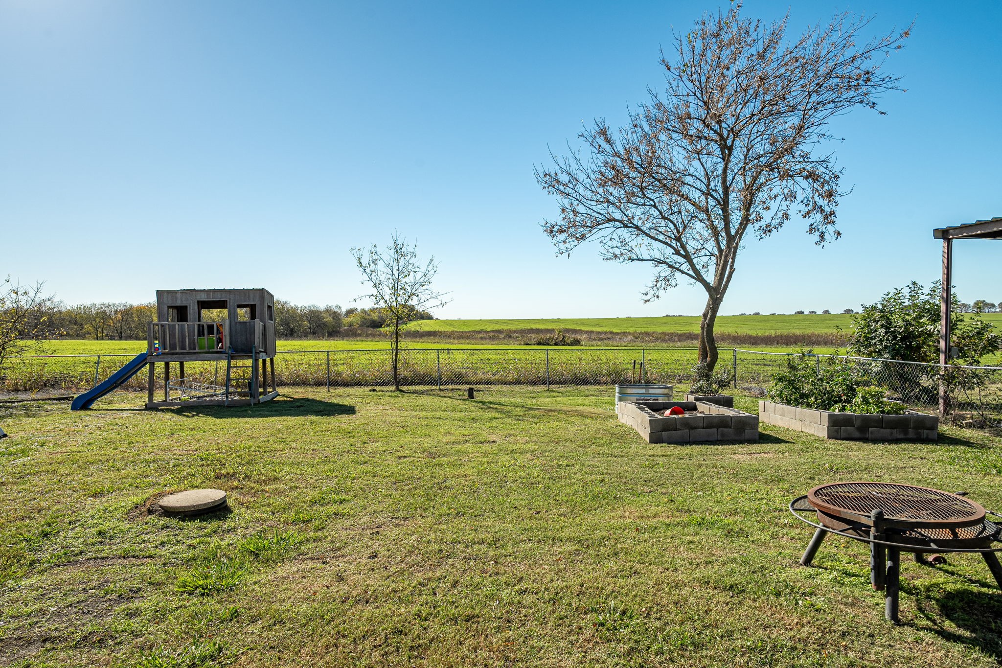 23548 Fm 121, Gunter, TX, 75058