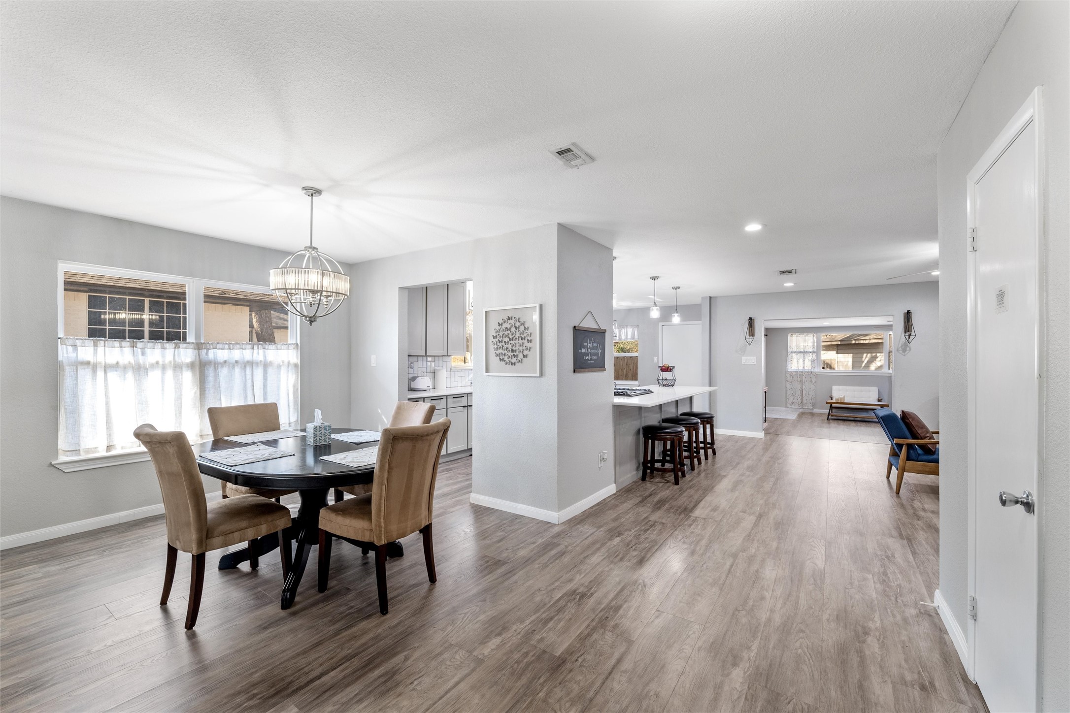 2753 Larkspur Lane, Dallas, TX, 75233