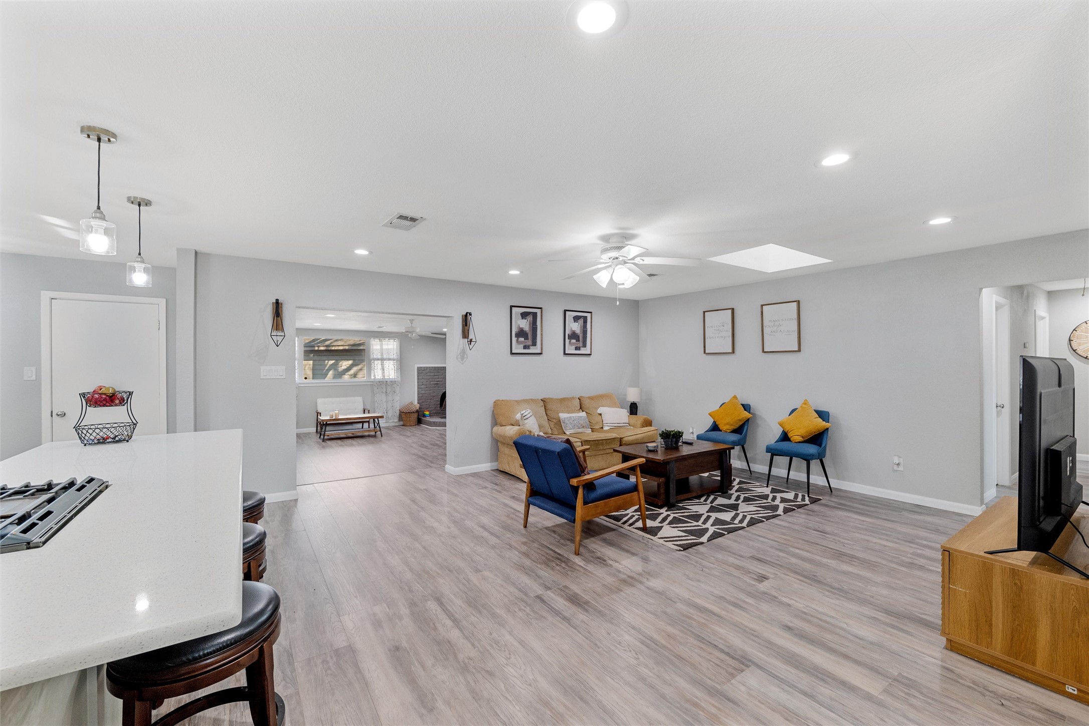 2753 Larkspur Lane, Dallas, TX, 75233