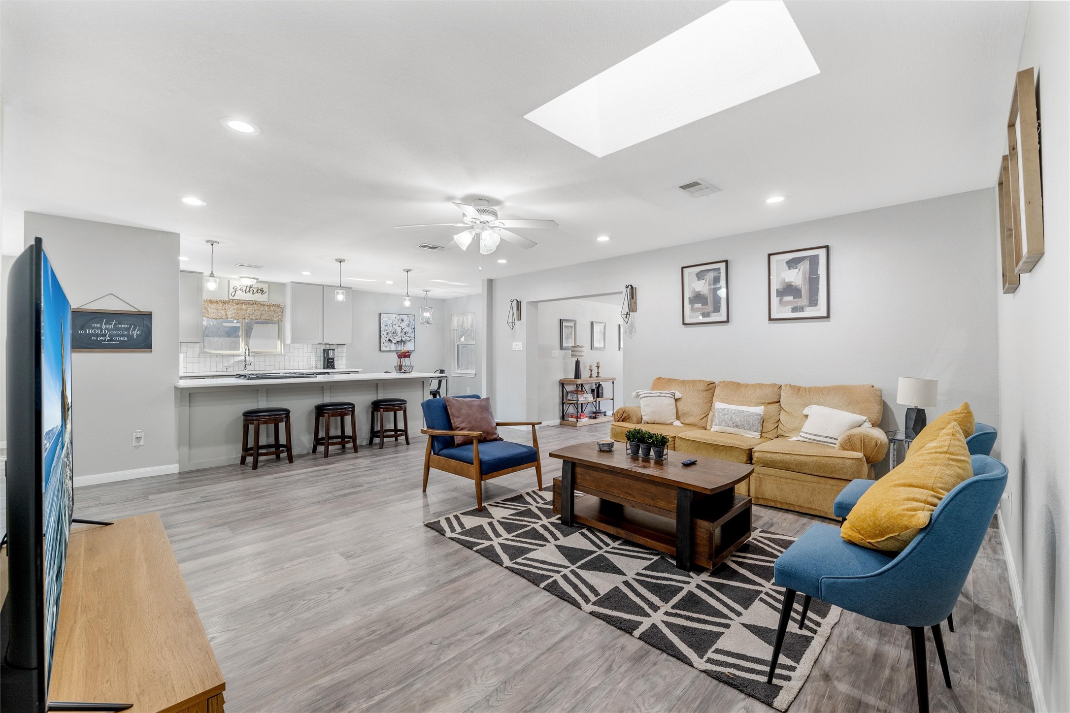 2753 Larkspur Lane, Dallas, TX, 75233
