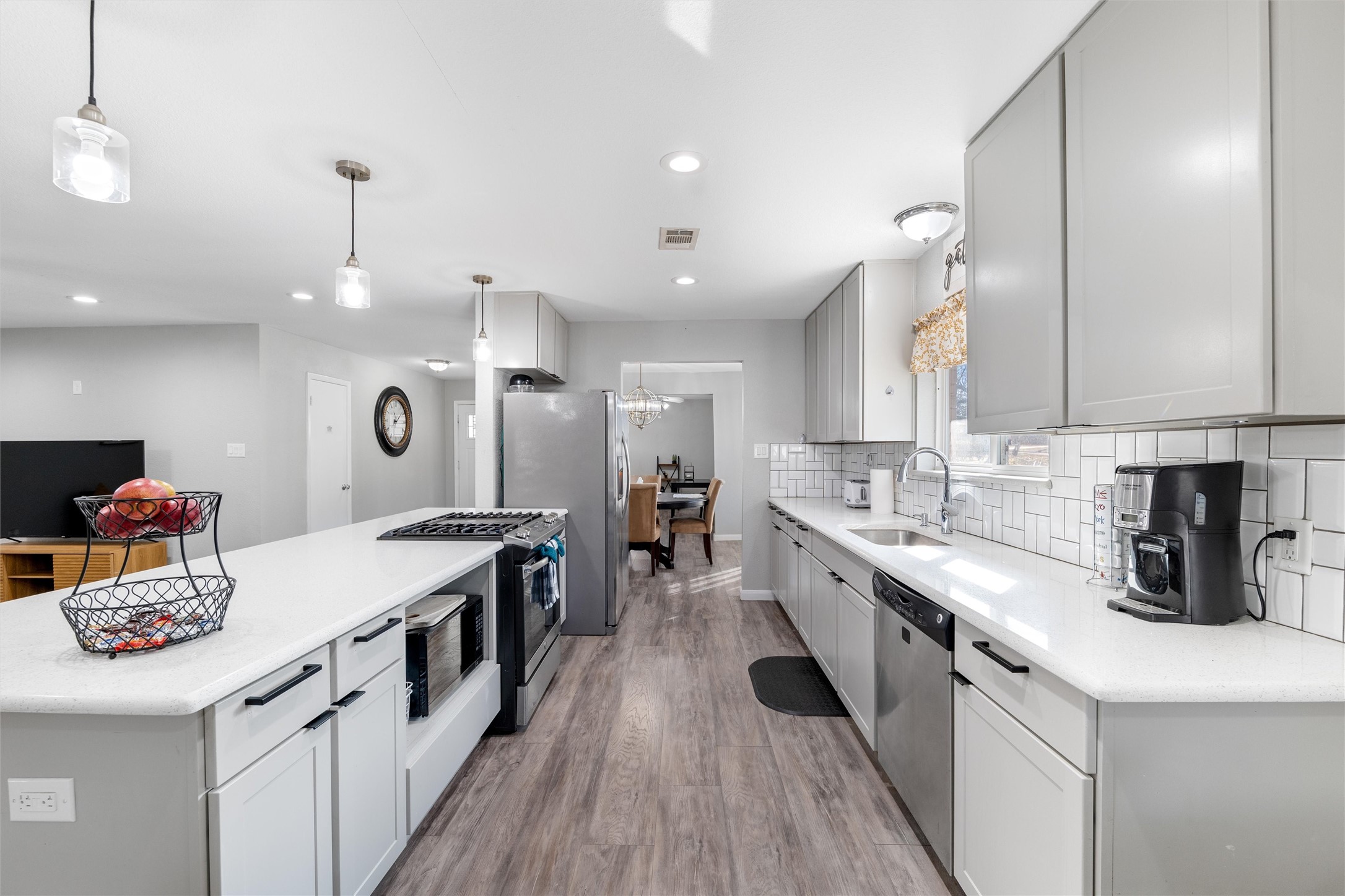 2753 Larkspur Lane, Dallas, TX, 75233