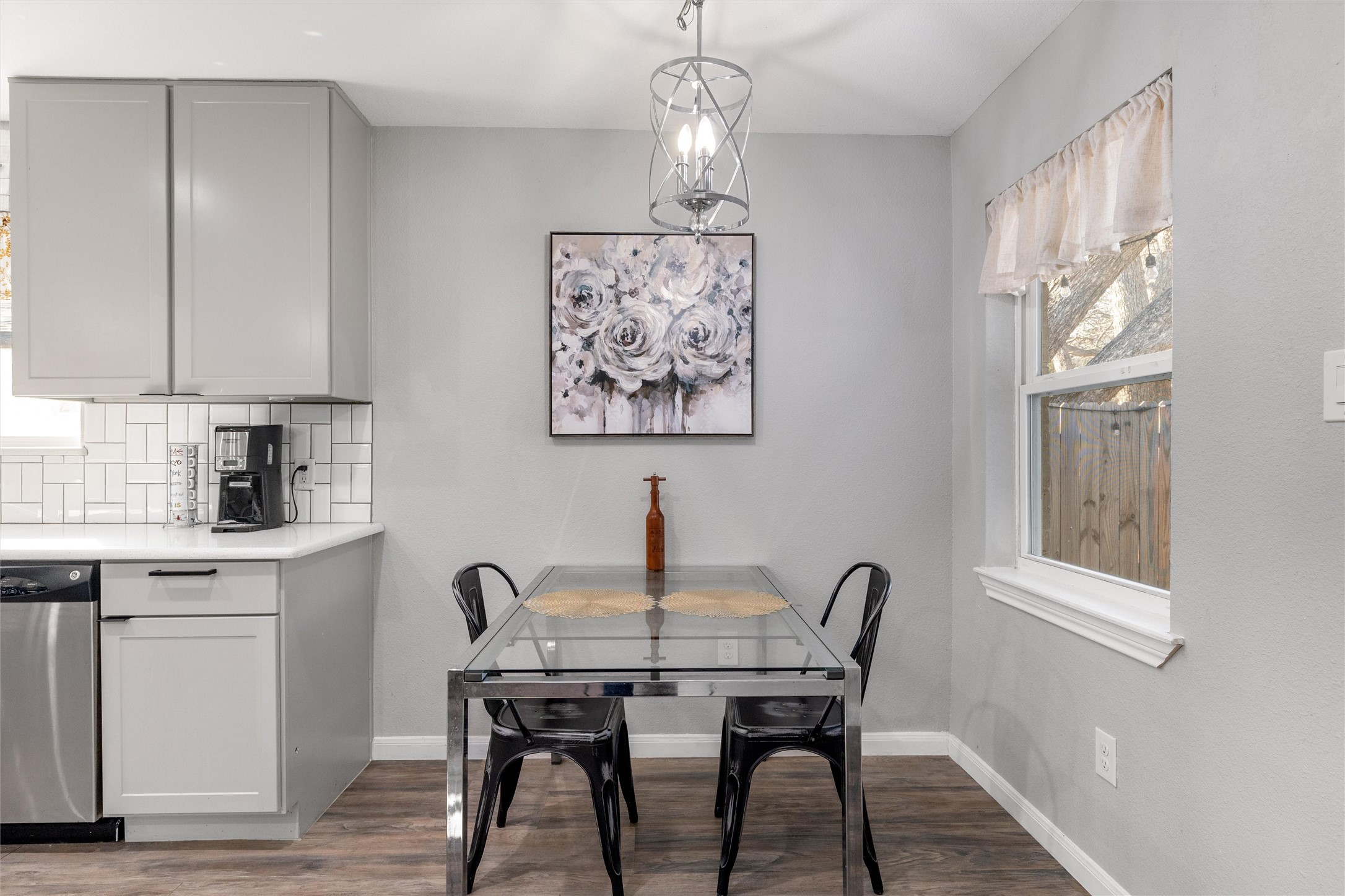 2753 Larkspur Lane, Dallas, TX, 75233