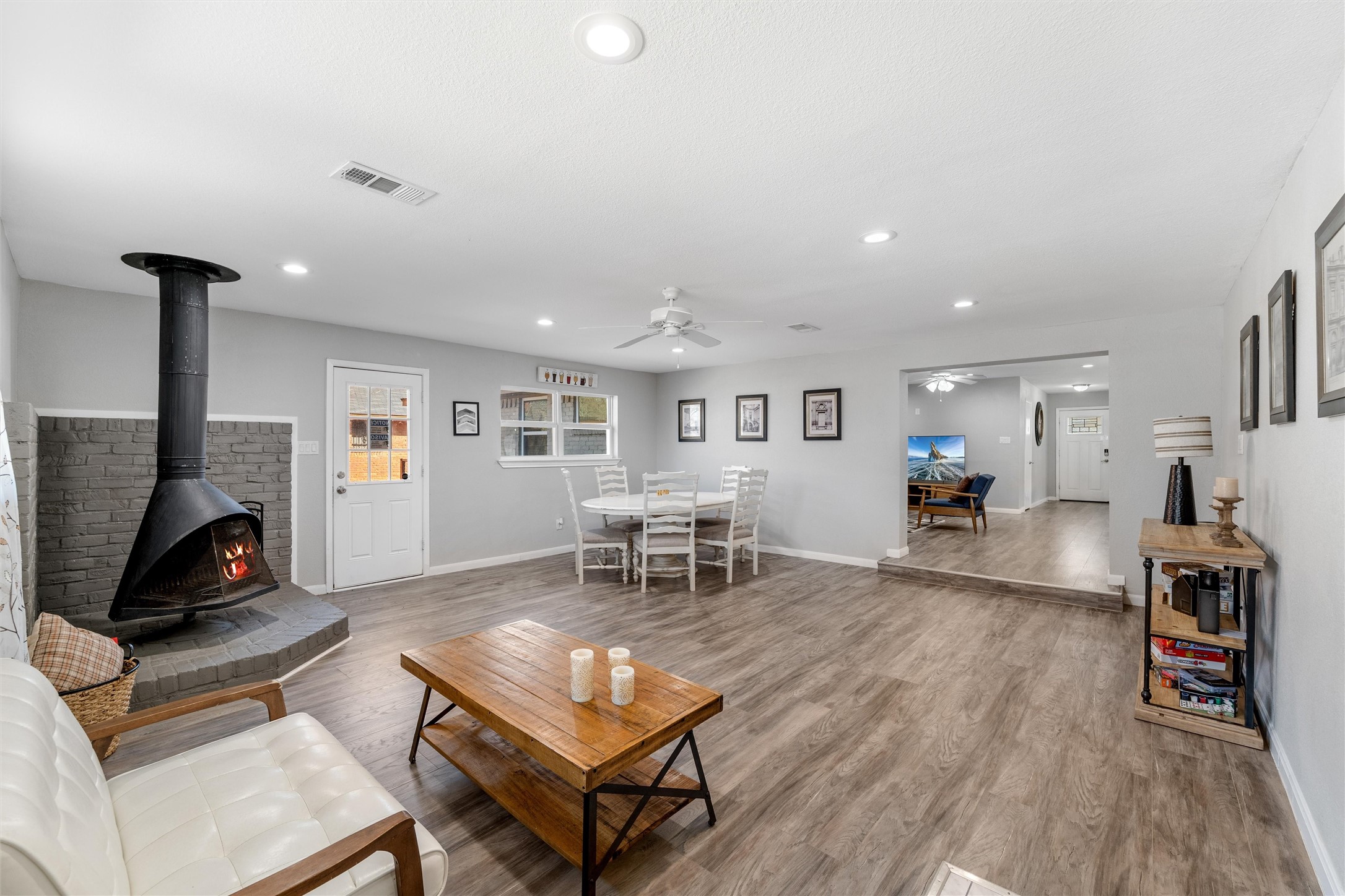 2753 Larkspur Lane, Dallas, TX, 75233