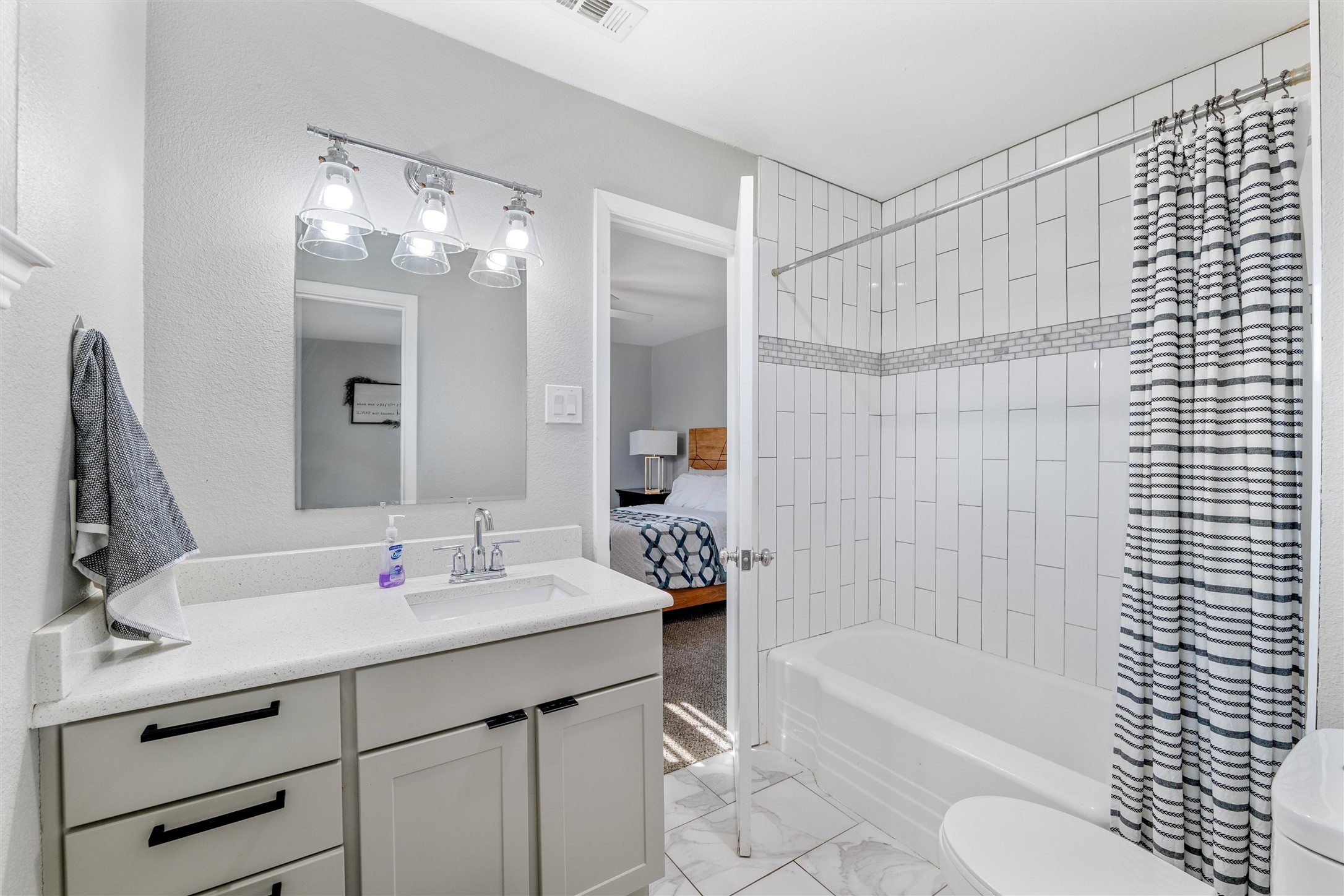 2753 Larkspur Lane, Dallas, TX, 75233