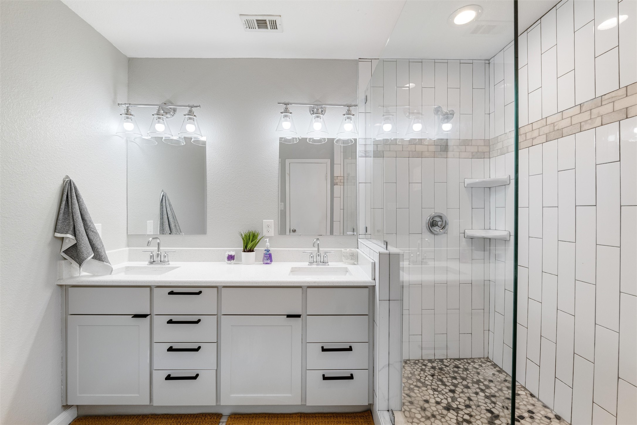 2753 Larkspur Lane, Dallas, TX, 75233