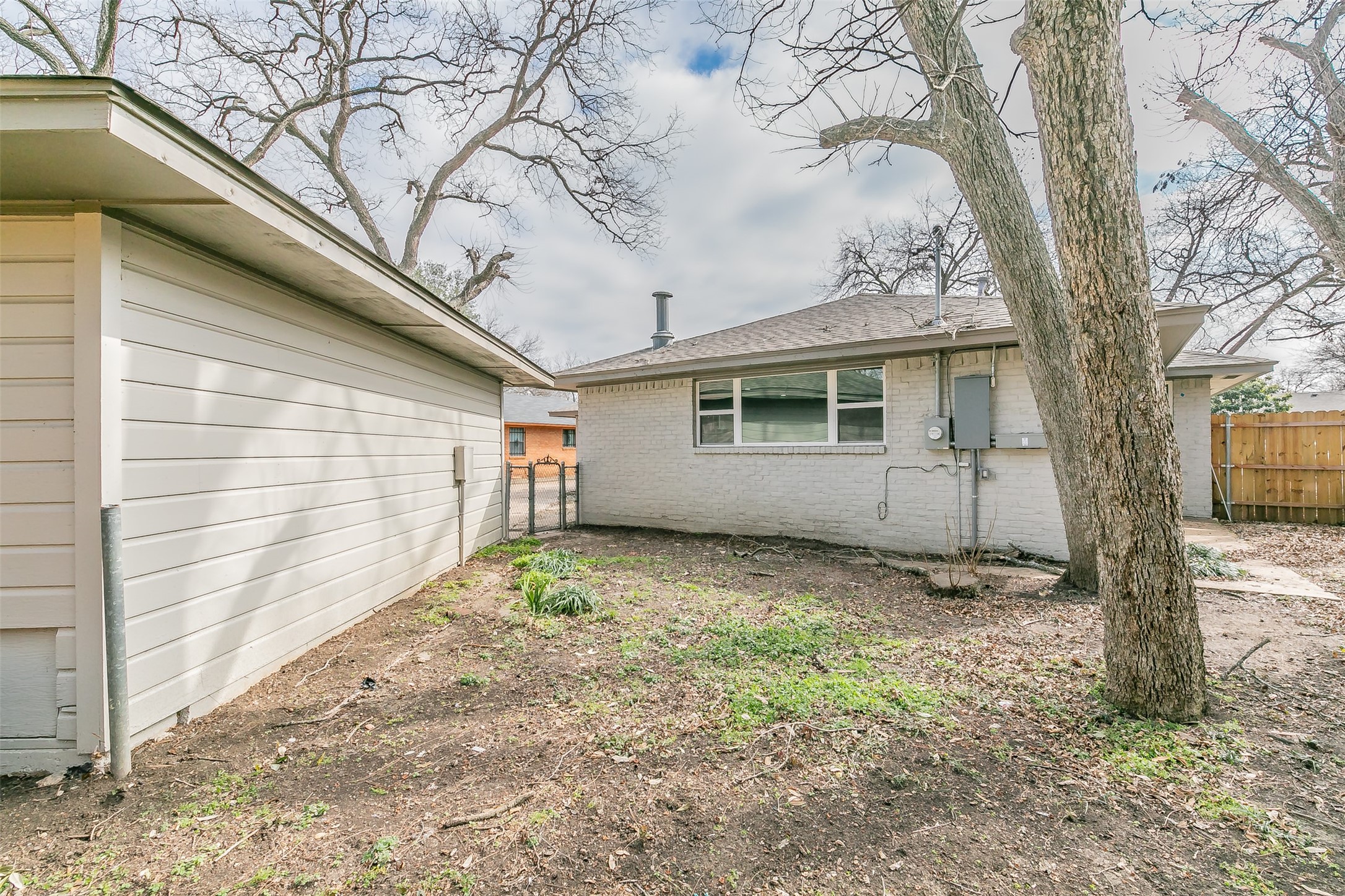 2753 Larkspur Lane, Dallas, TX, 75233