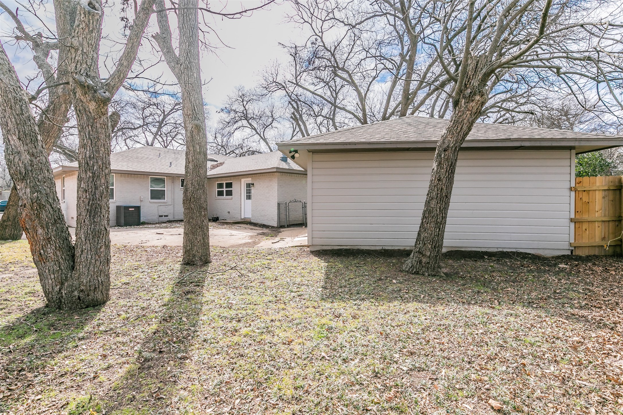 2753 Larkspur Lane, Dallas, TX, 75233