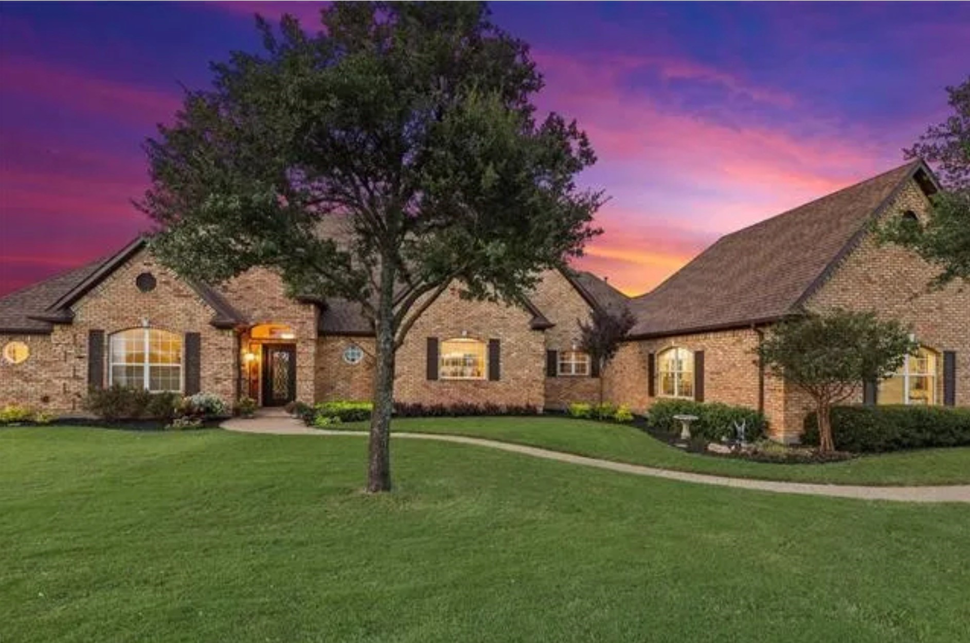 Property photo 01 of 13507 Friendship Road Pilot, Point, TX 76258 | MLS #21153092