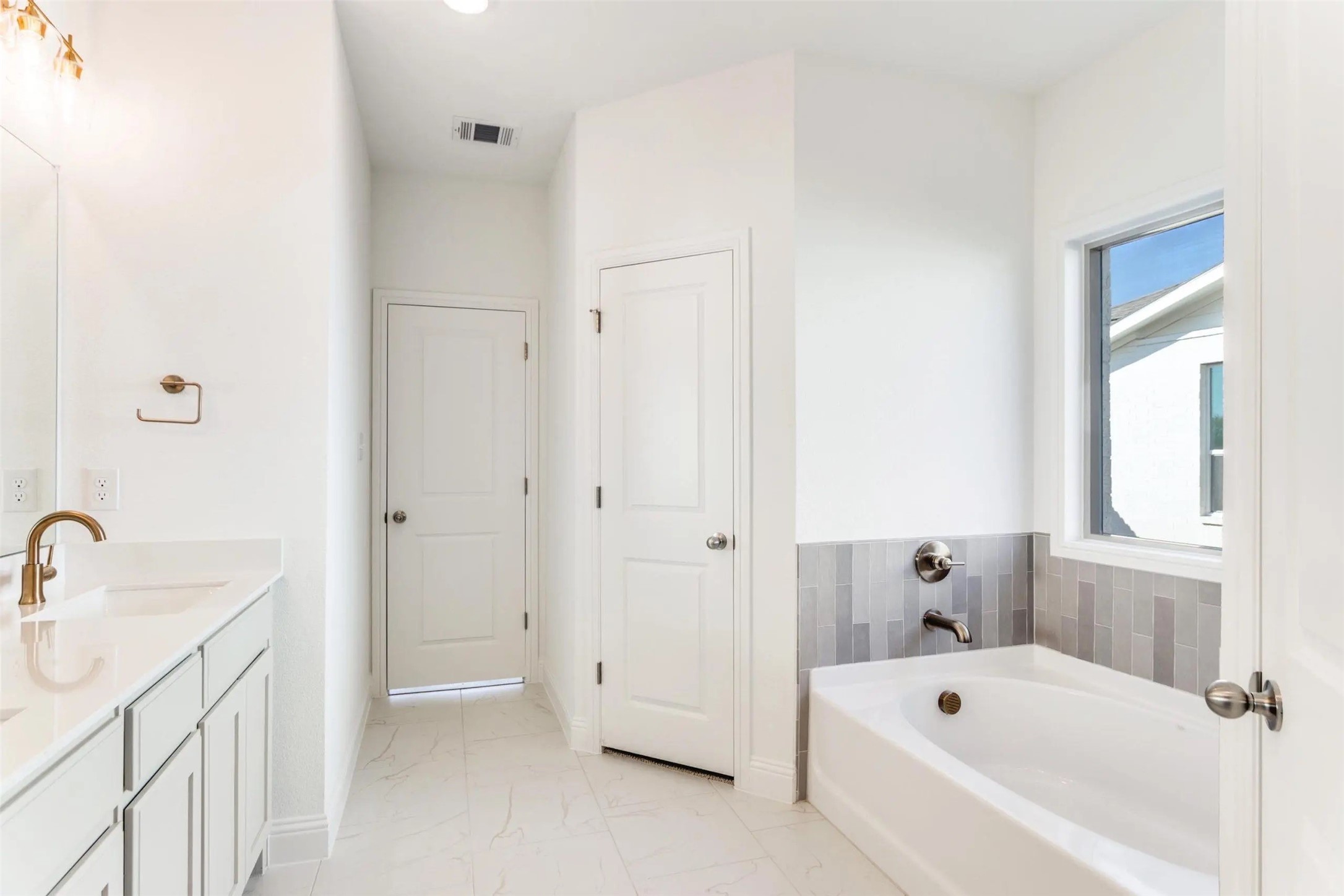 2716 Glasgow Way, Denton, TX, 76207