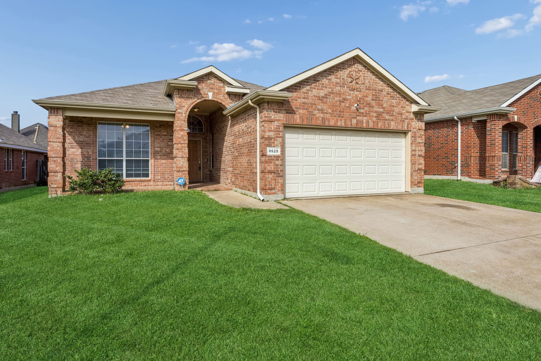 9528 Willow Branch Way, Fort Worth, TX, 76036
