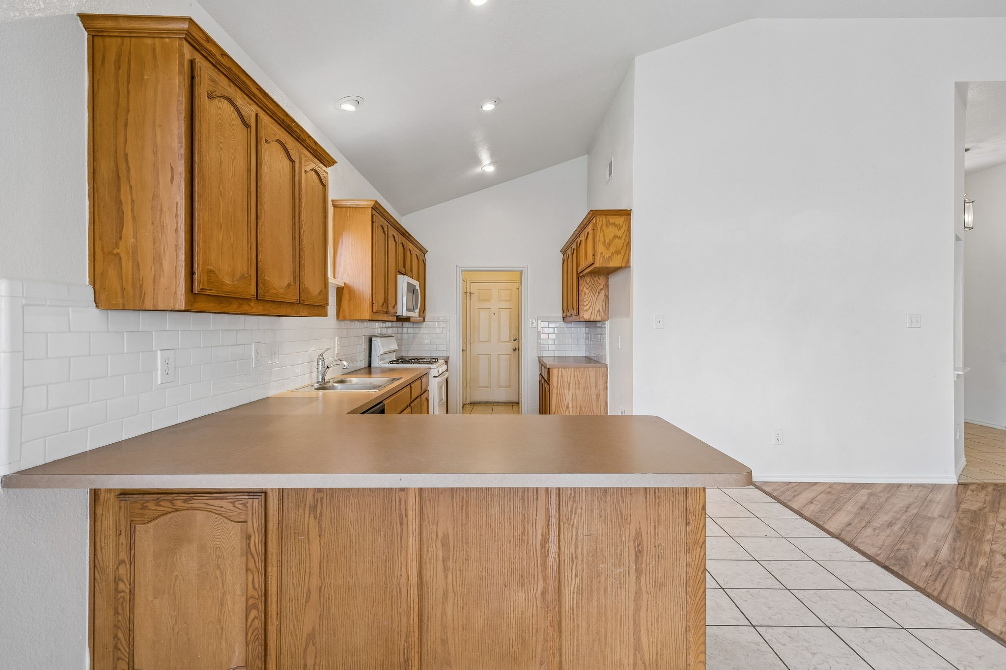 9528 Willow Branch Way, Fort Worth, TX, 76036