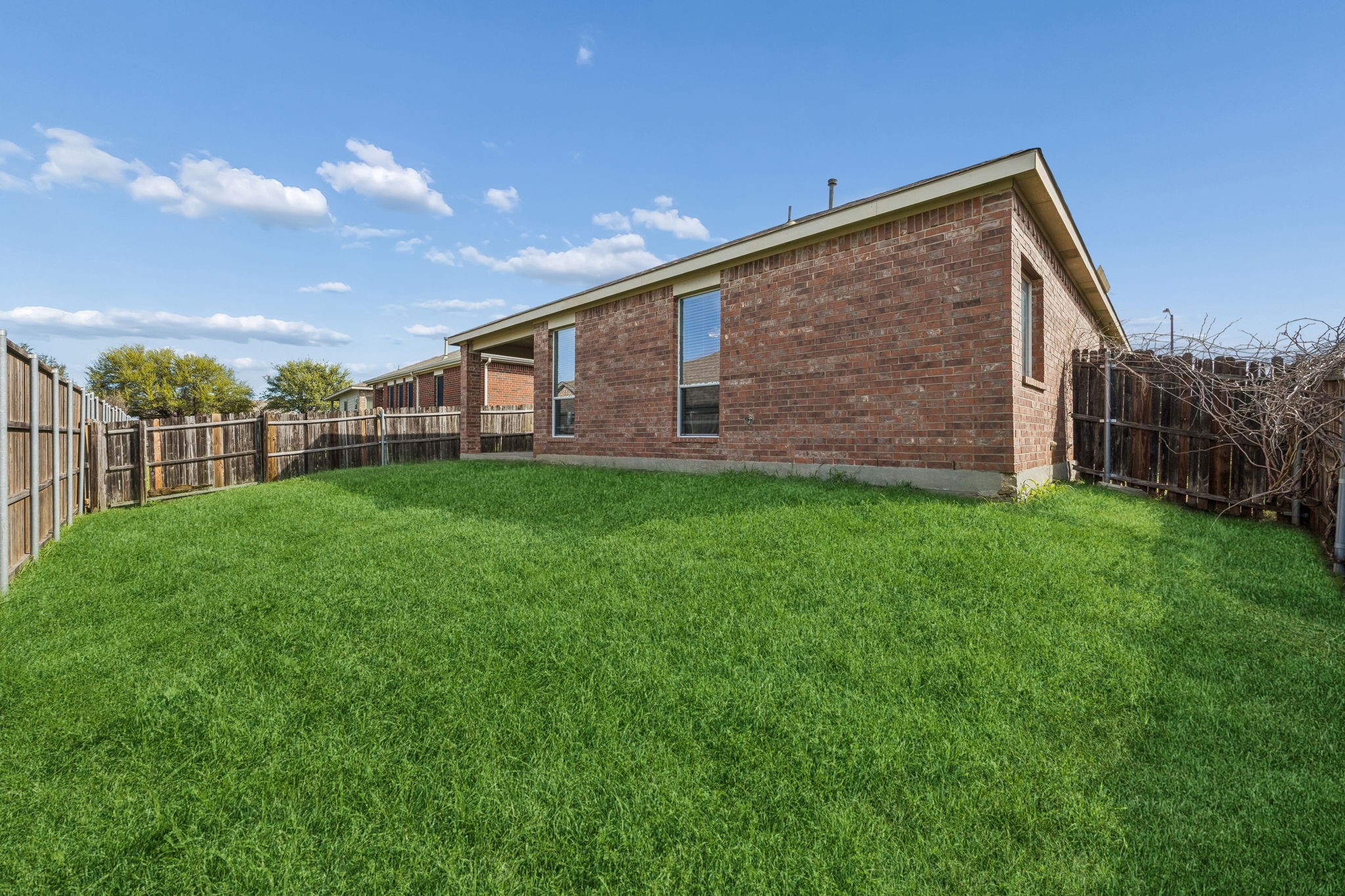 9528 Willow Branch Way, Fort Worth, TX, 76036