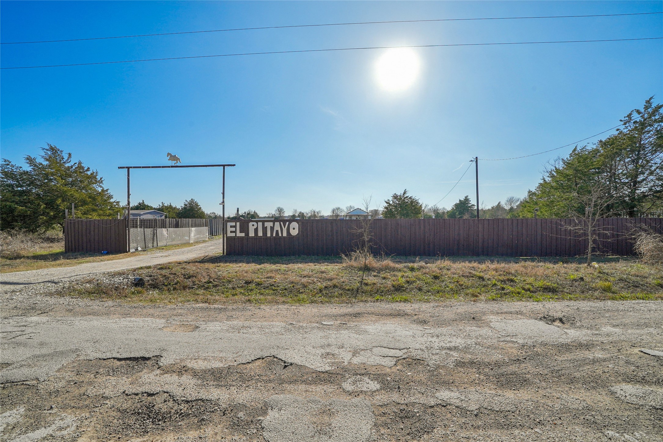 21896 County Road 4072, Kemp, TX, 75143