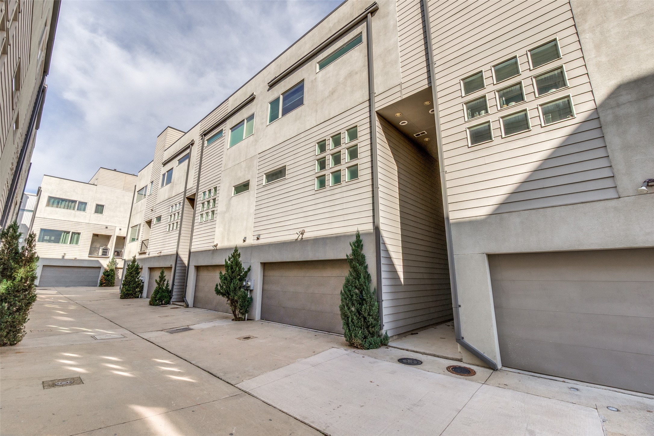 4610 Steel Street, Dallas, TX, 75219
