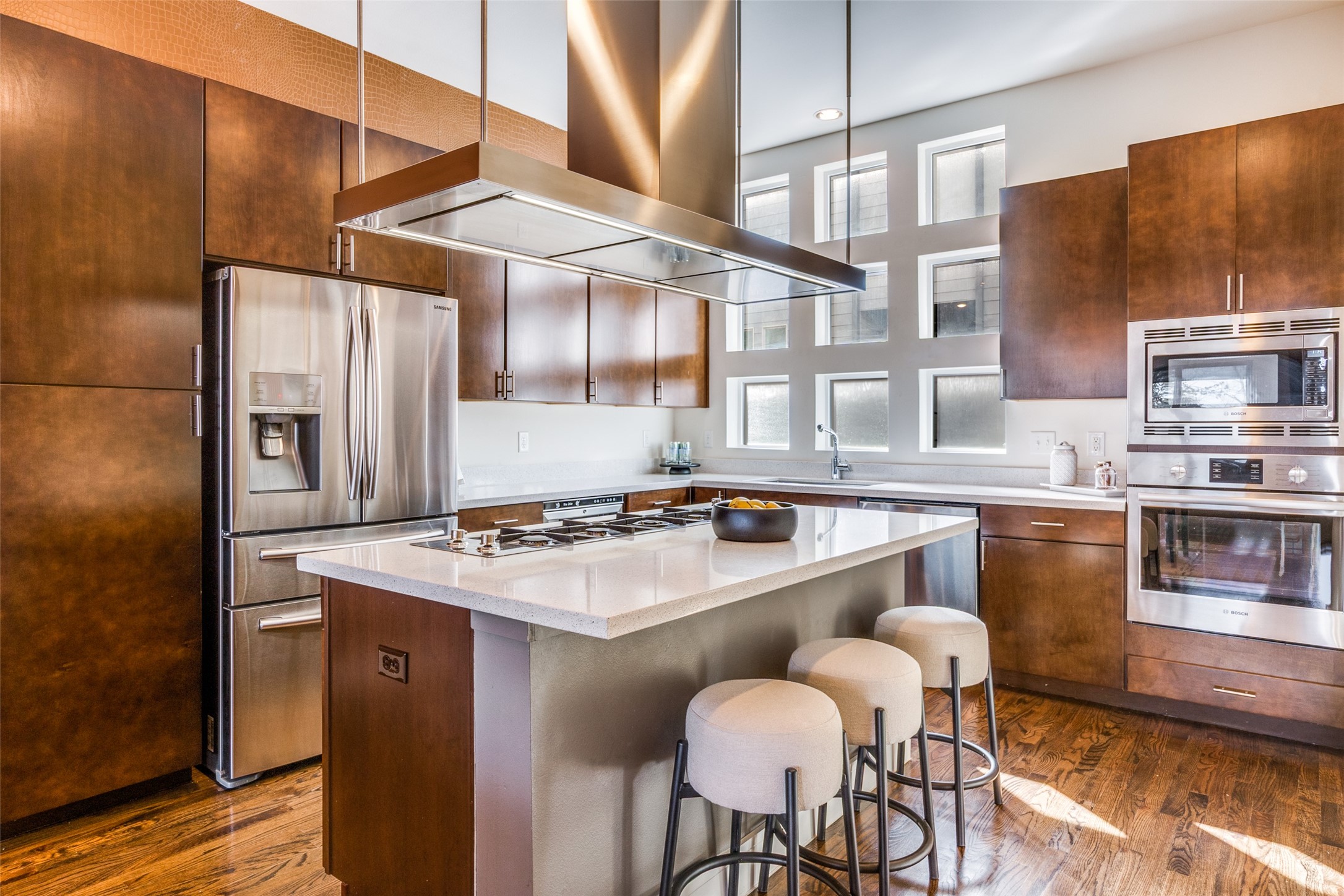 4610 Steel Street, Dallas, TX, 75219