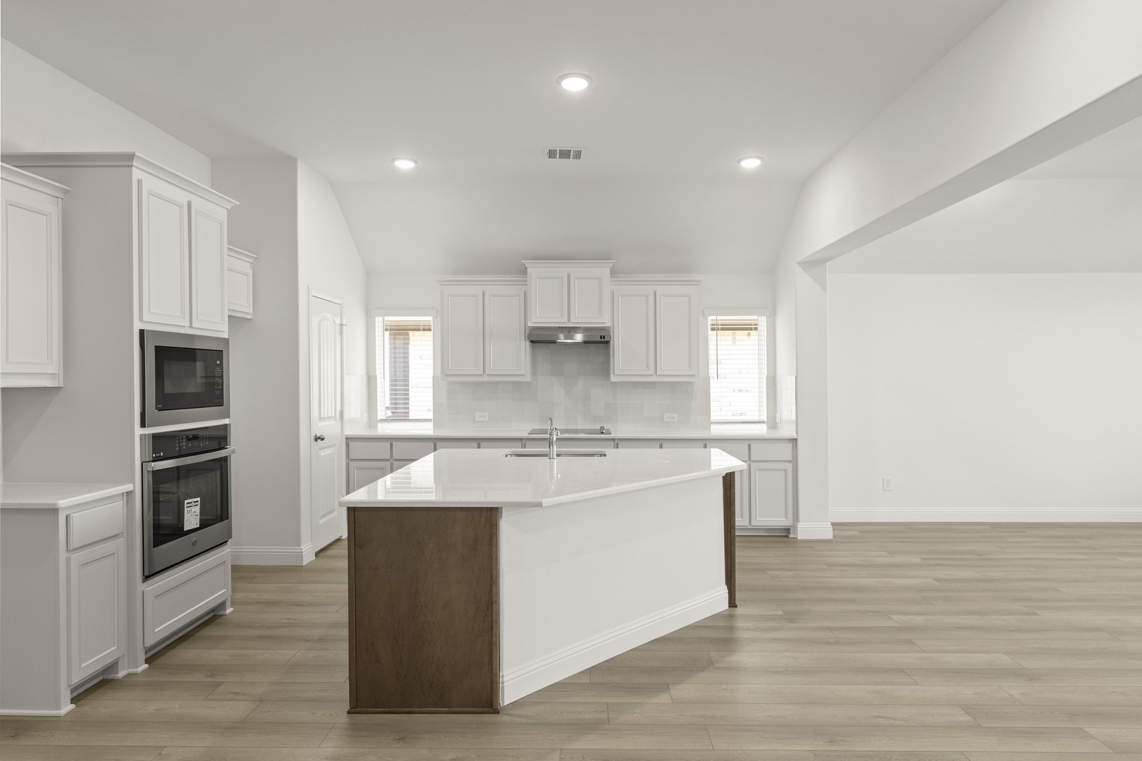 1404 Elle Lane, Aubrey, TX, 76227