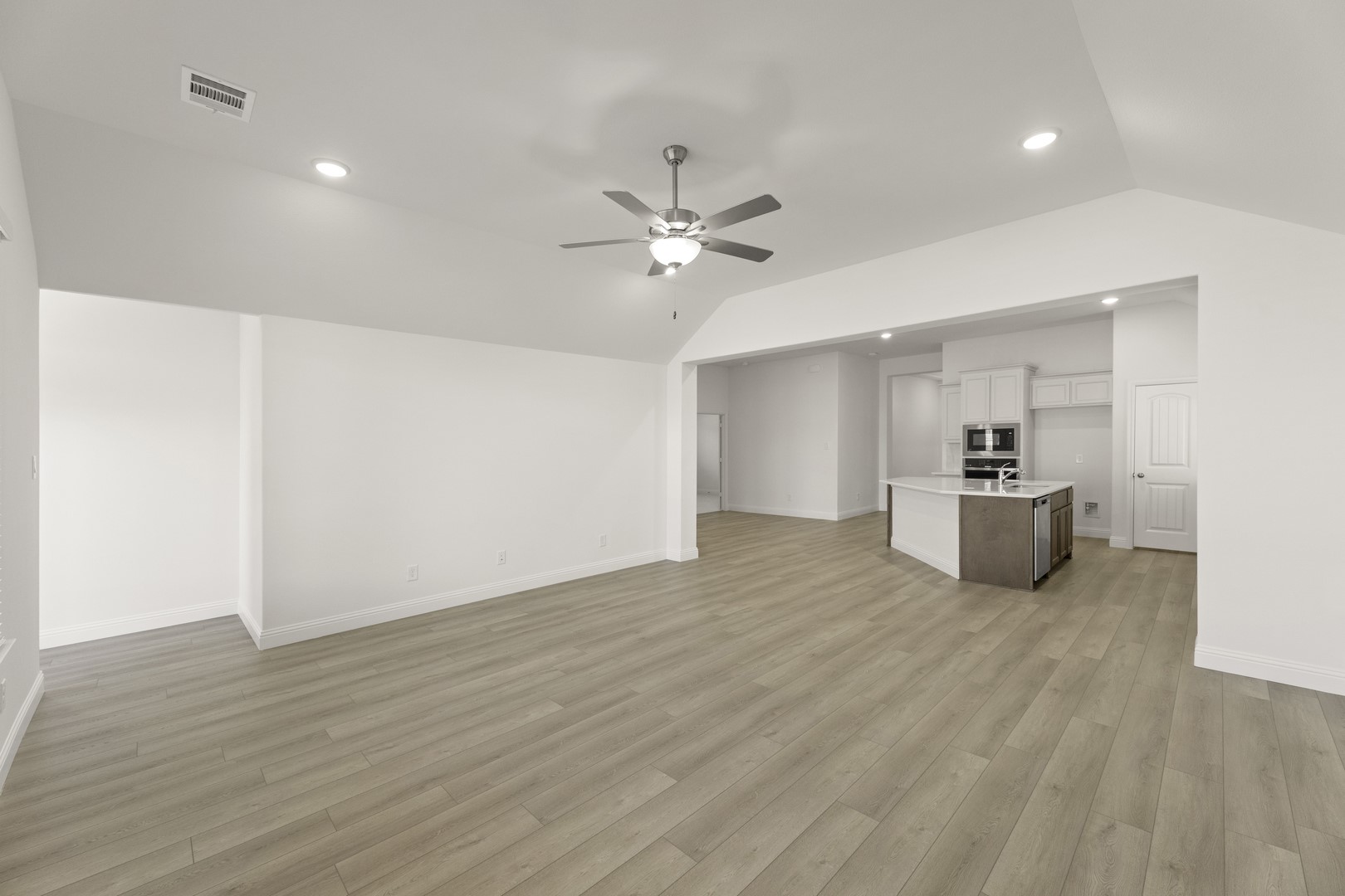 1404 Elle Lane, Aubrey, TX, 76227